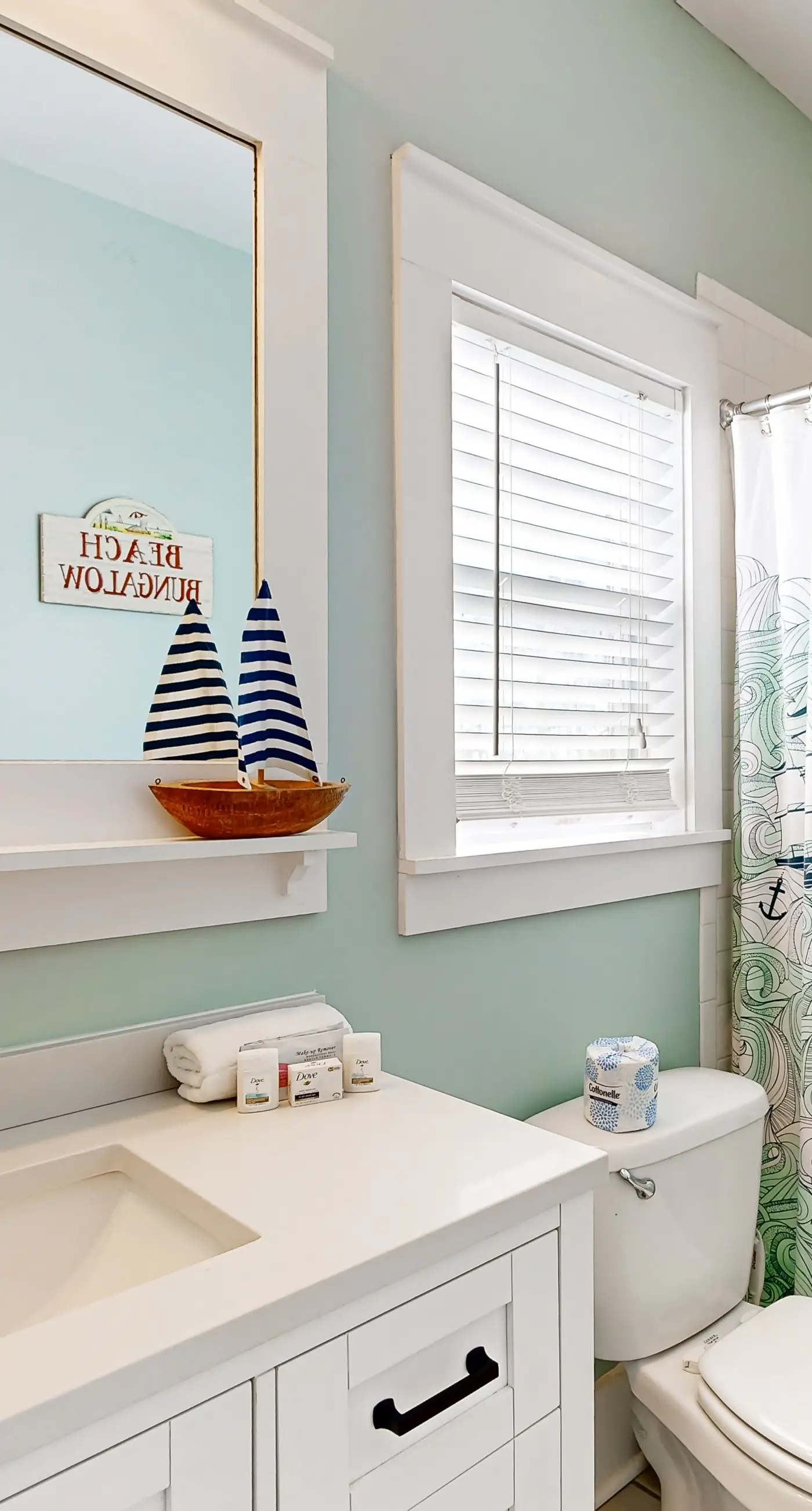 Charming Cottage with Hot Tub, Fitness Center, & Nature Trails