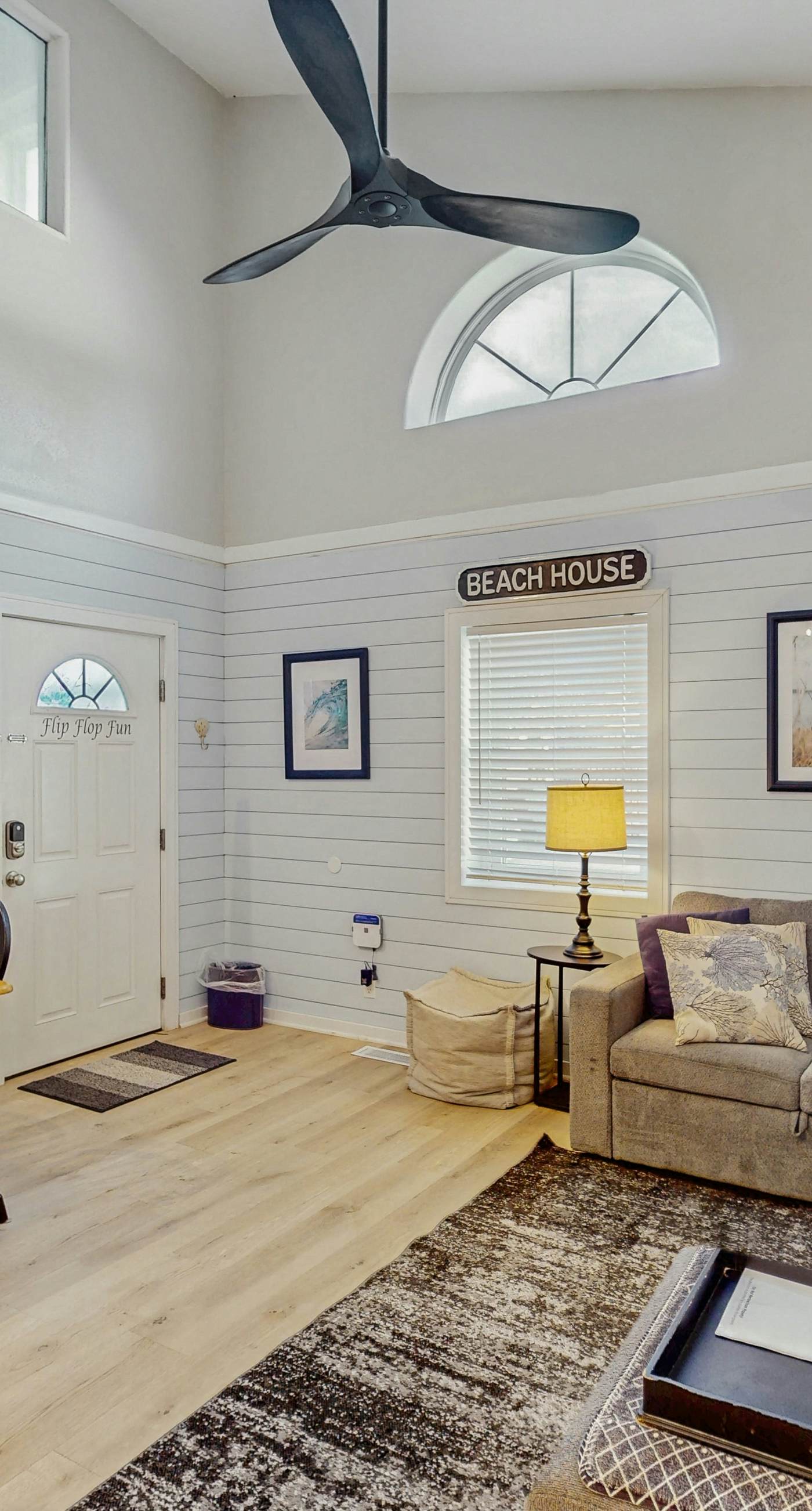 Great, dog-friendly home with Gulf views, shared pool, just steps from the Gulf