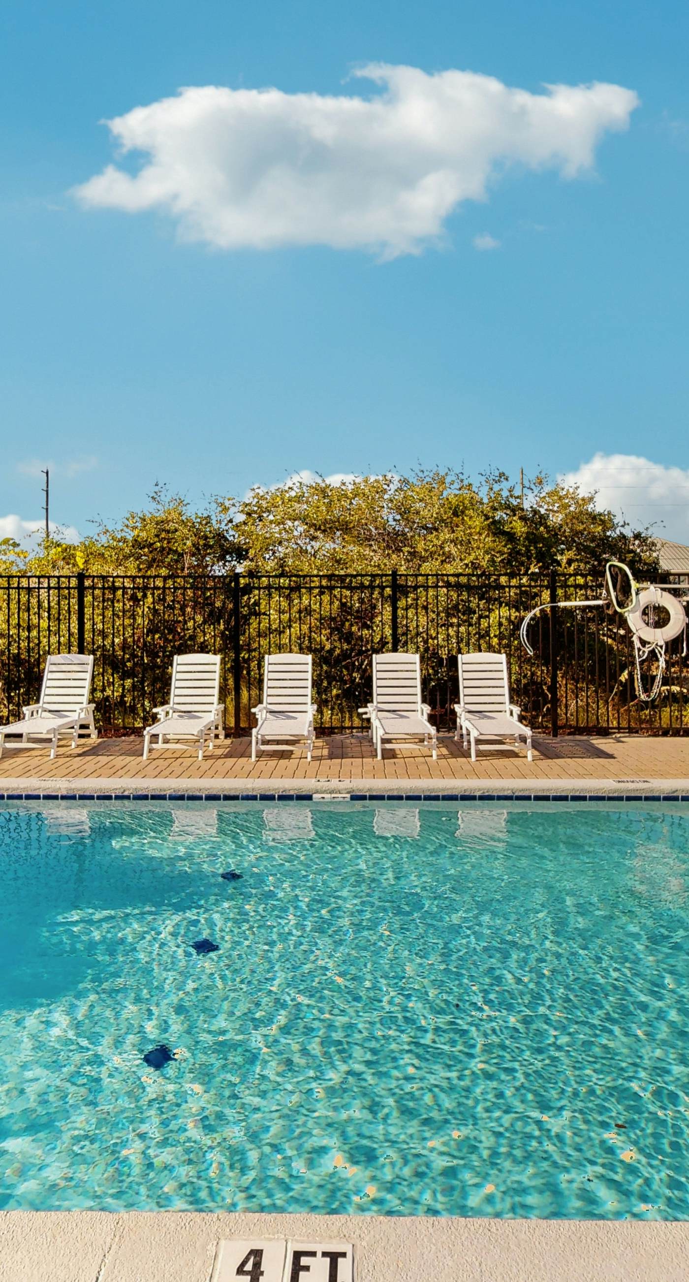 Great, dog-friendly home with Gulf views, shared pool, just steps from the Gulf