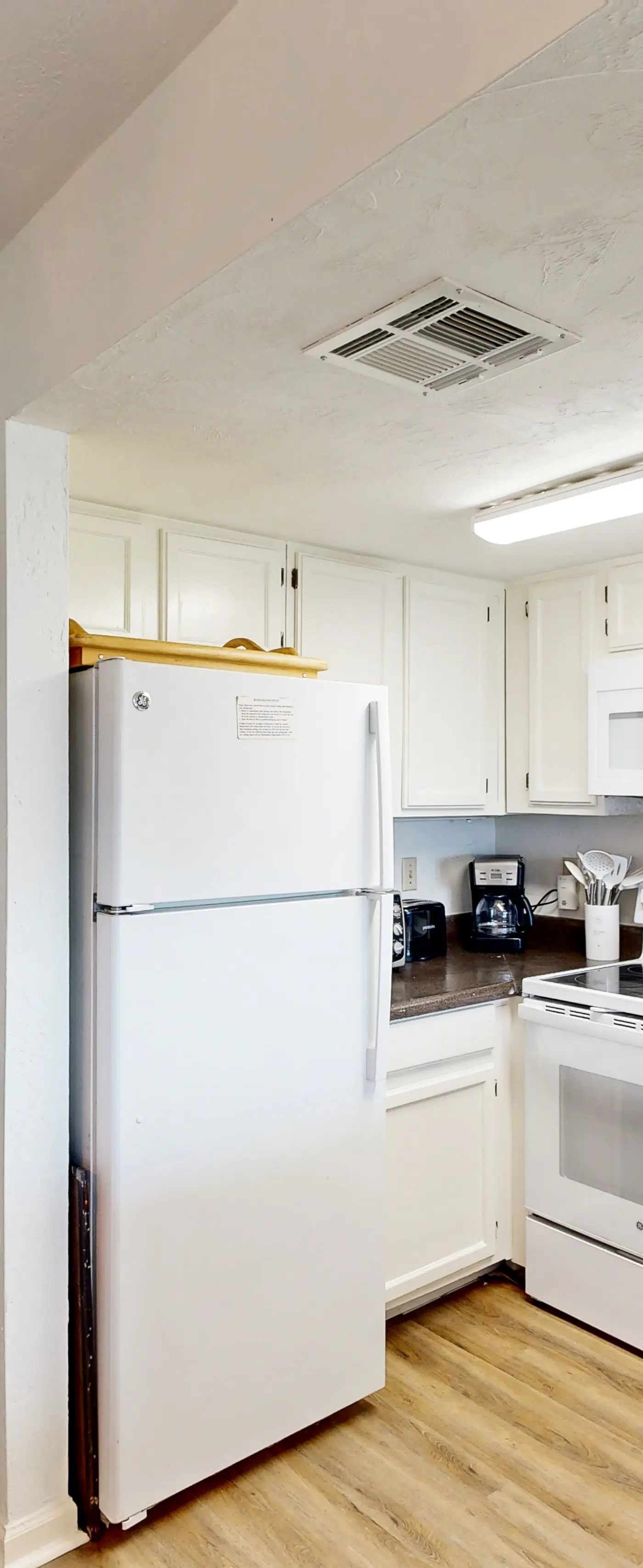 Beachfront Townhome with beach views, deck & more