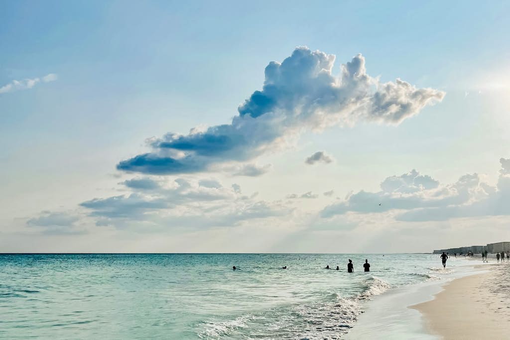 Island Gardens 303 - Cozy coastal condo, dog friendly, gulf view and close to beach access