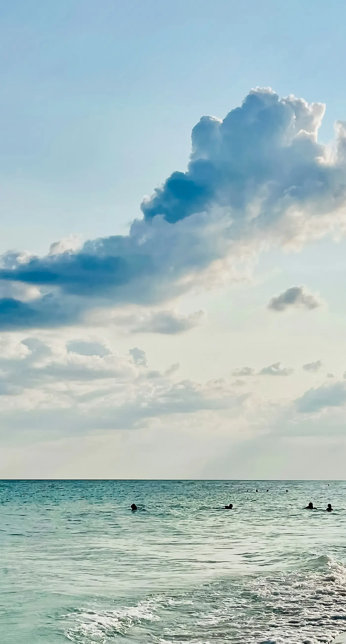 Island Gardens 303 - Cozy coastal condo, dog friendly, gulf view and close to beach access