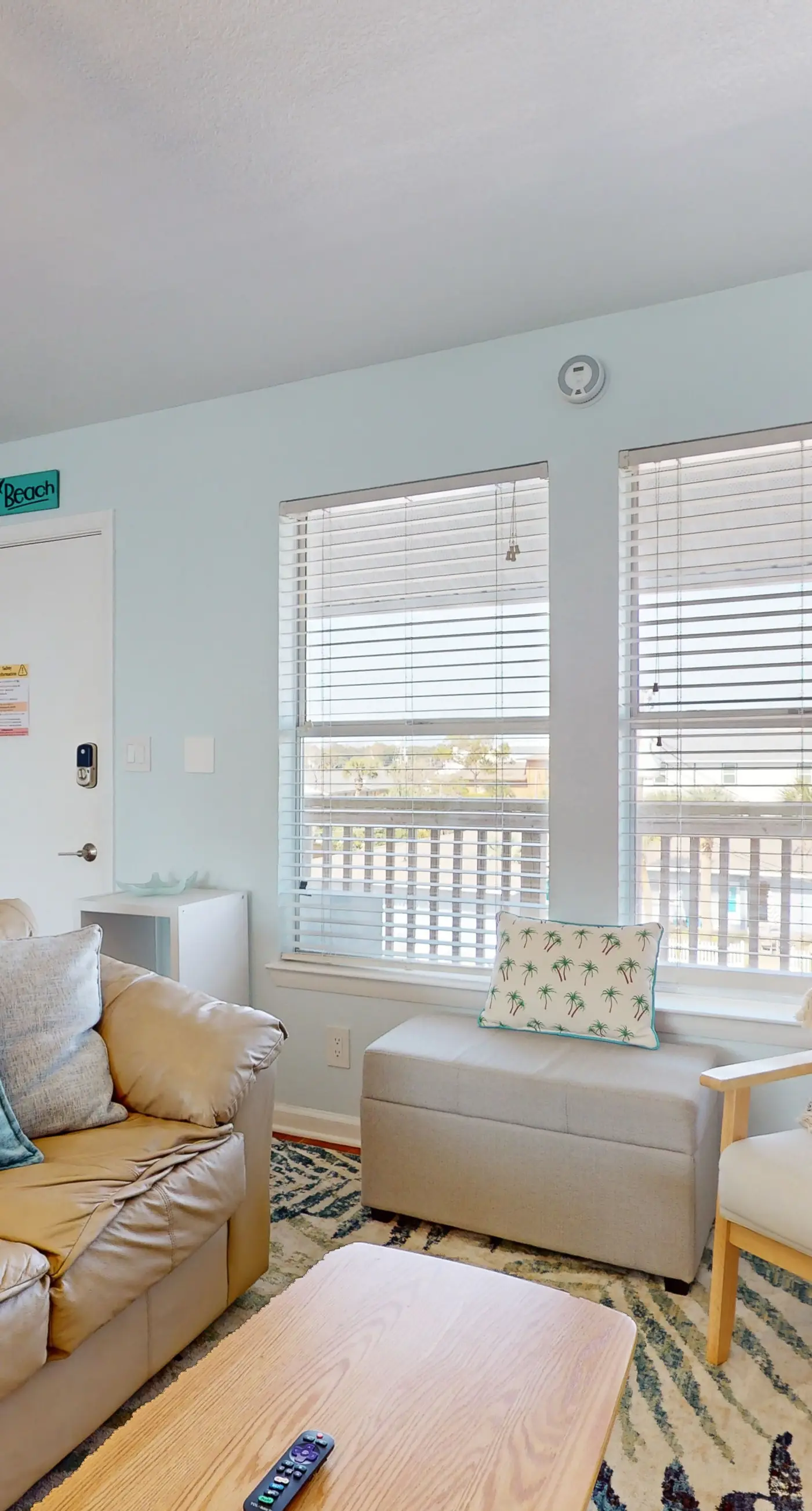 Island Gardens 303 - Cozy coastal condo, dog friendly, gulf view and close to beach access