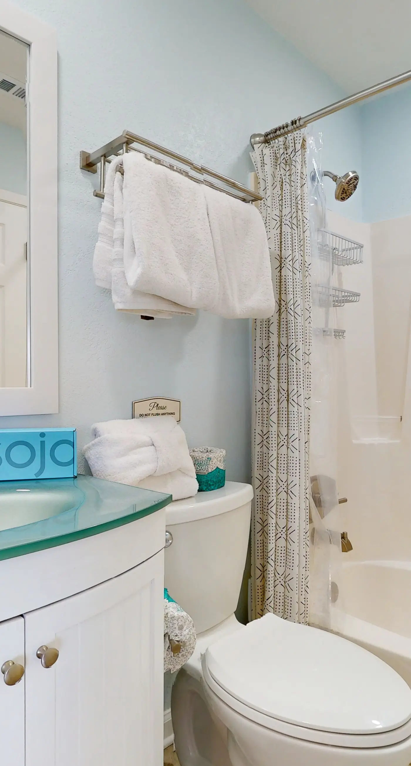 Island Gardens 303 - Cozy coastal condo, dog friendly, gulf view and close to beach access