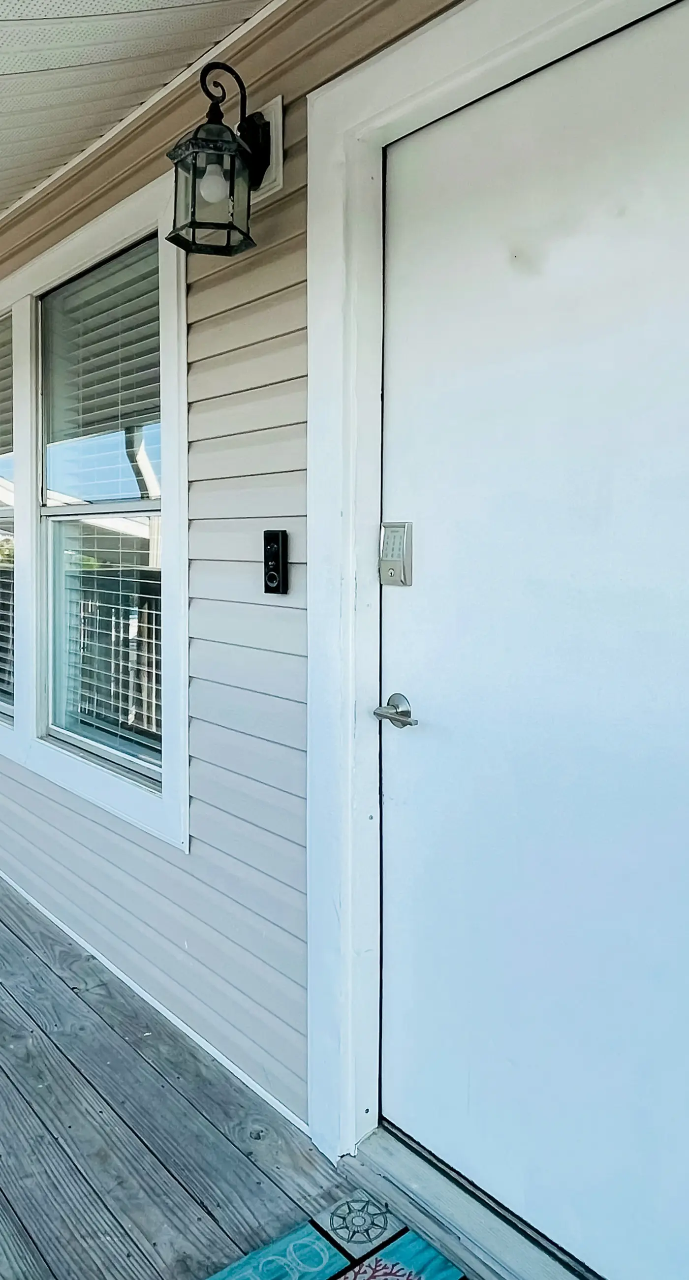 Island Gardens 303 - Cozy coastal condo, dog friendly, gulf view and close to beach access