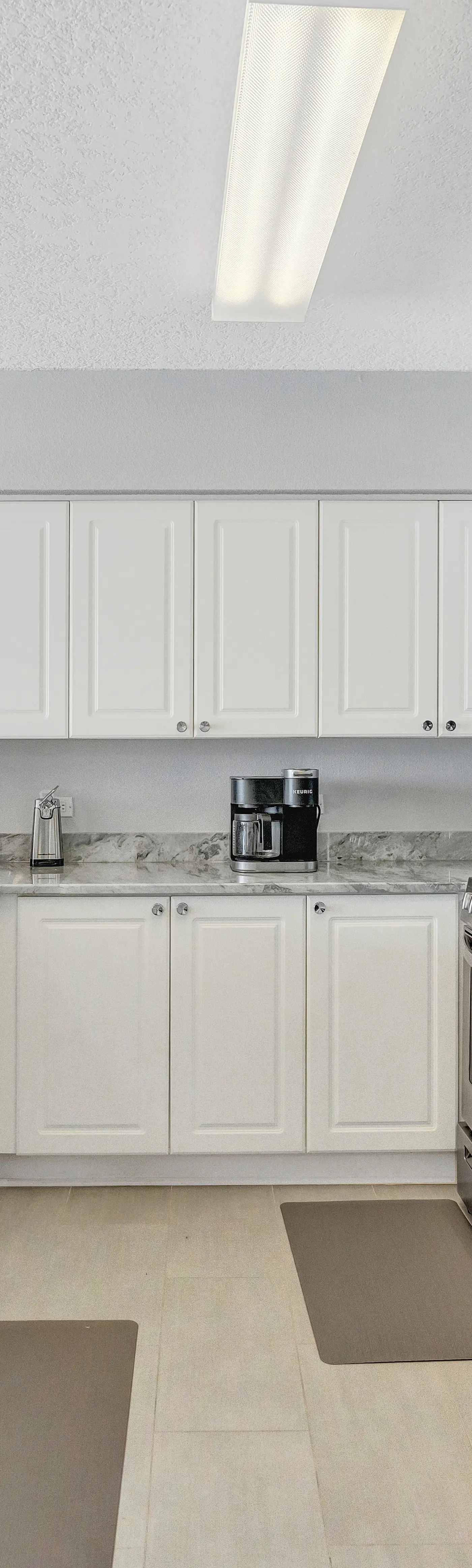 Island Princess 411- Seaside condo with wonderful beach views, balcony, grill, pool, hot tub, & gym