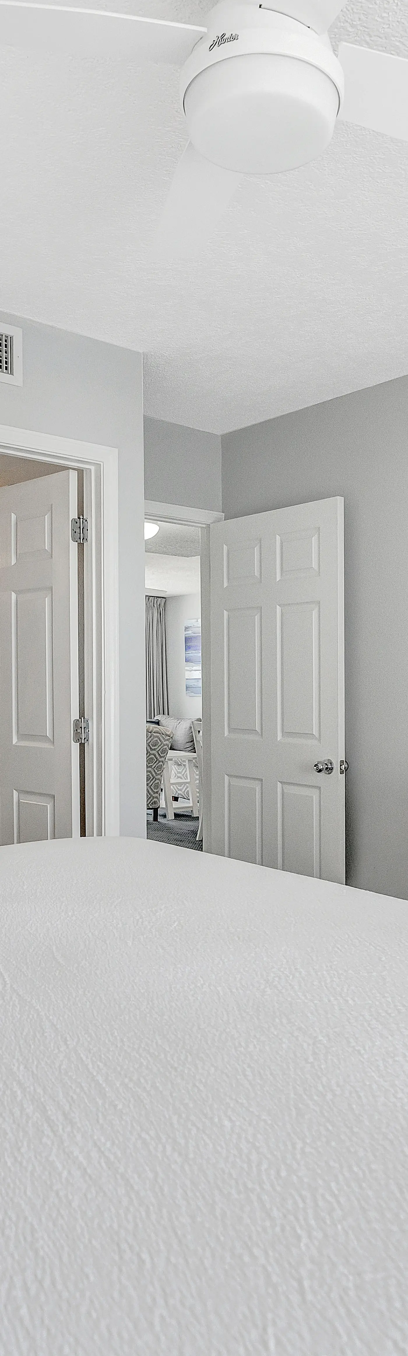 Island Princess 411- Seaside condo with wonderful beach views, balcony, grill, pool, hot tub, & gym