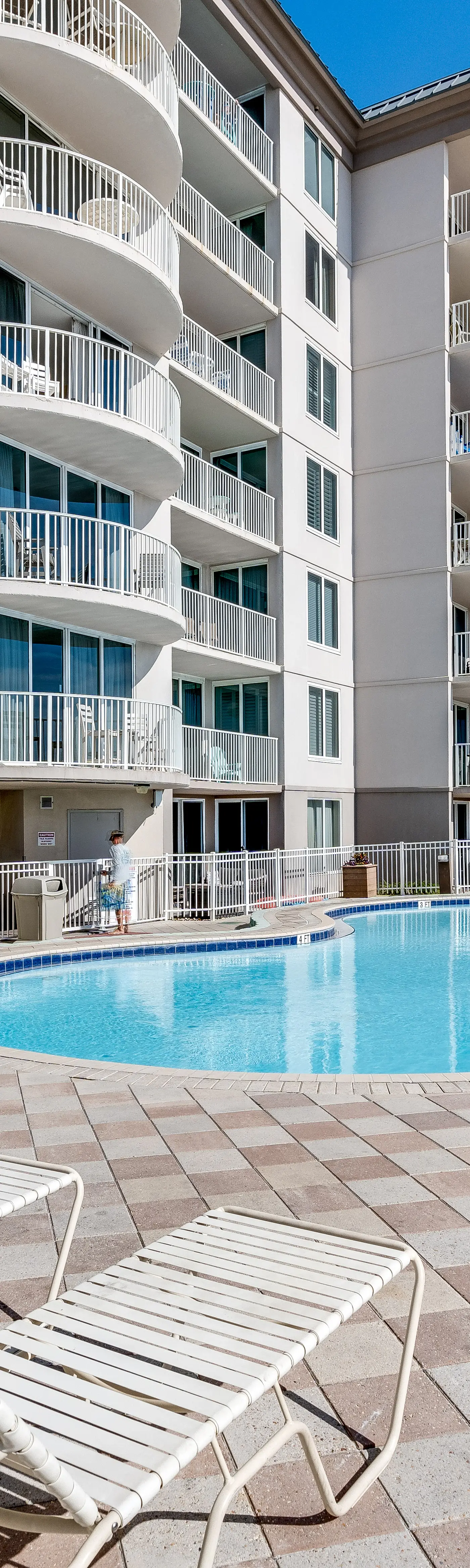 Island Princess 411- Seaside condo with wonderful beach views, balcony, grill, pool, hot tub, & gym