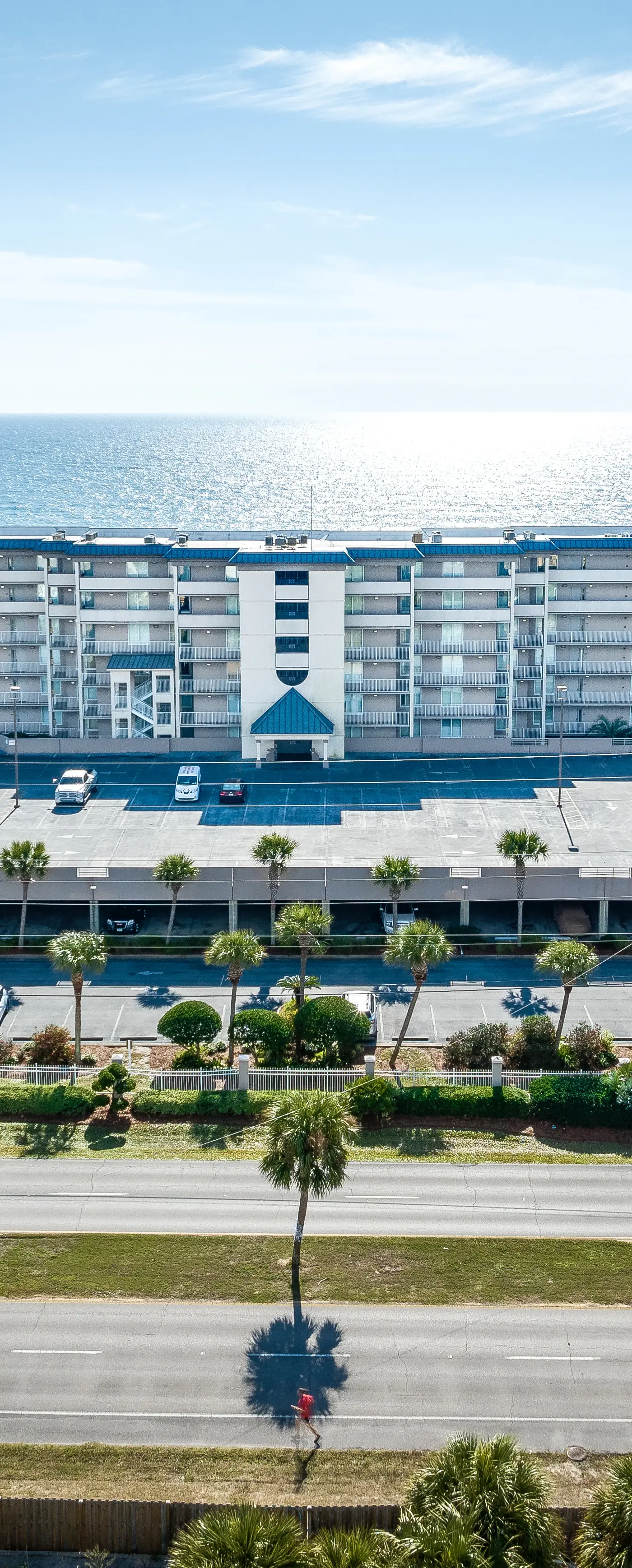 Island Princess 411- Seaside condo with wonderful beach views, balcony, grill, pool, hot tub, & gym
