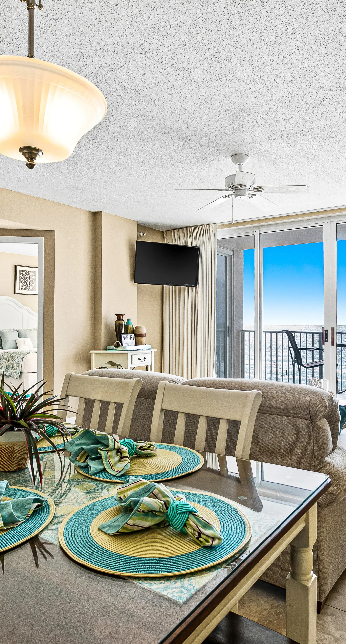 Island Princess 512- Fifth floor oceanfront condo with pool, ocean view, W/D