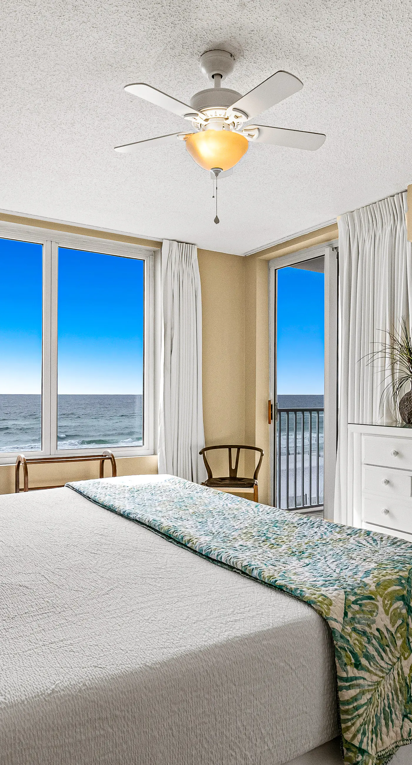 Island Princess 512- Fifth floor oceanfront condo with pool, ocean view, W/D