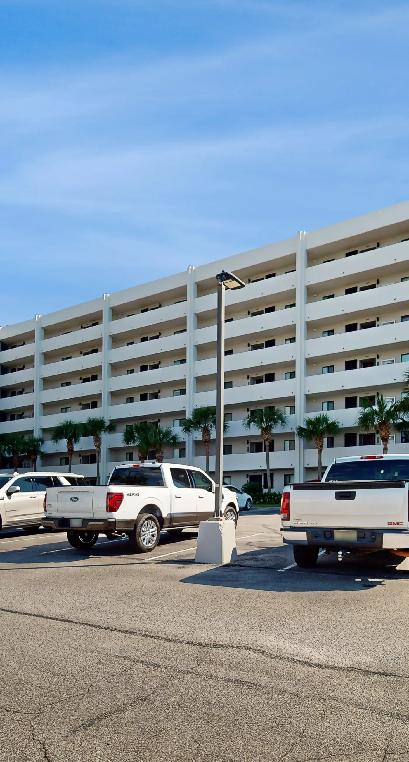 Surf Dweller 211- Beachfront condo with Gulf views, pool, tennis, gym, & private balcony