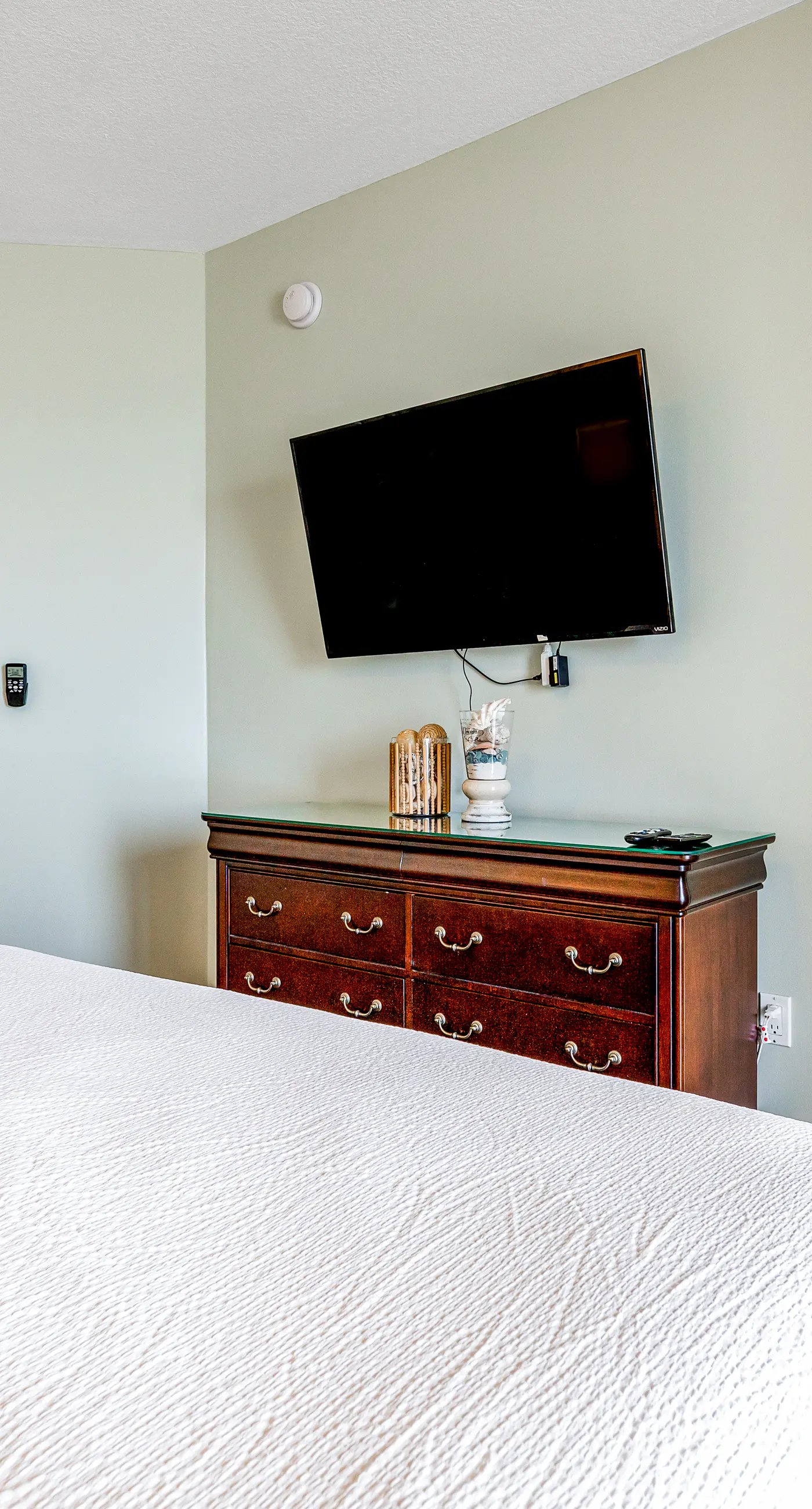 Sixth Floor, Oceanfront Gulf-Front Condo w/ Shared Pool