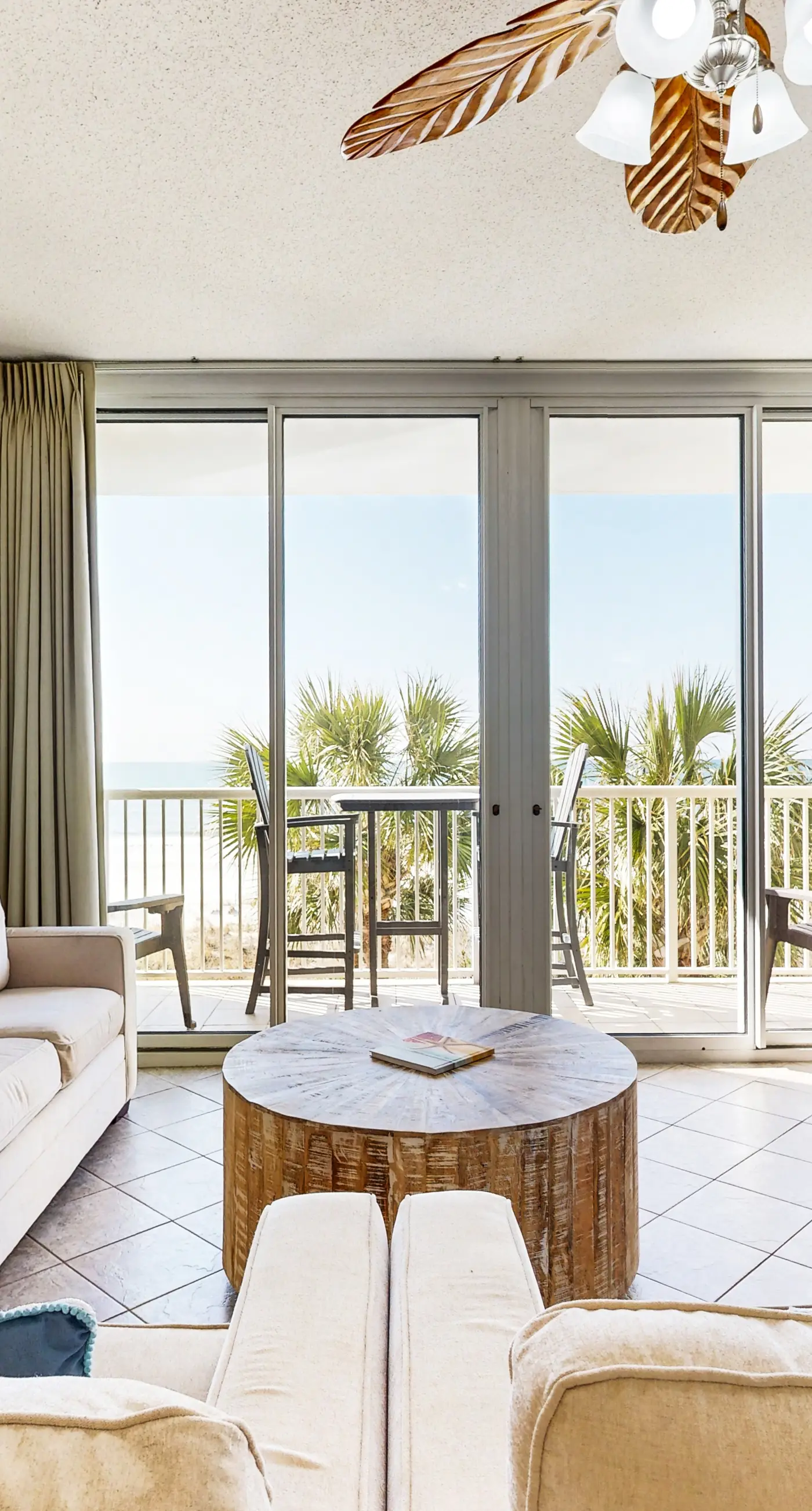 Waters Edge 306- Beachfront condo with beach access, Gulf views, pools & balcony