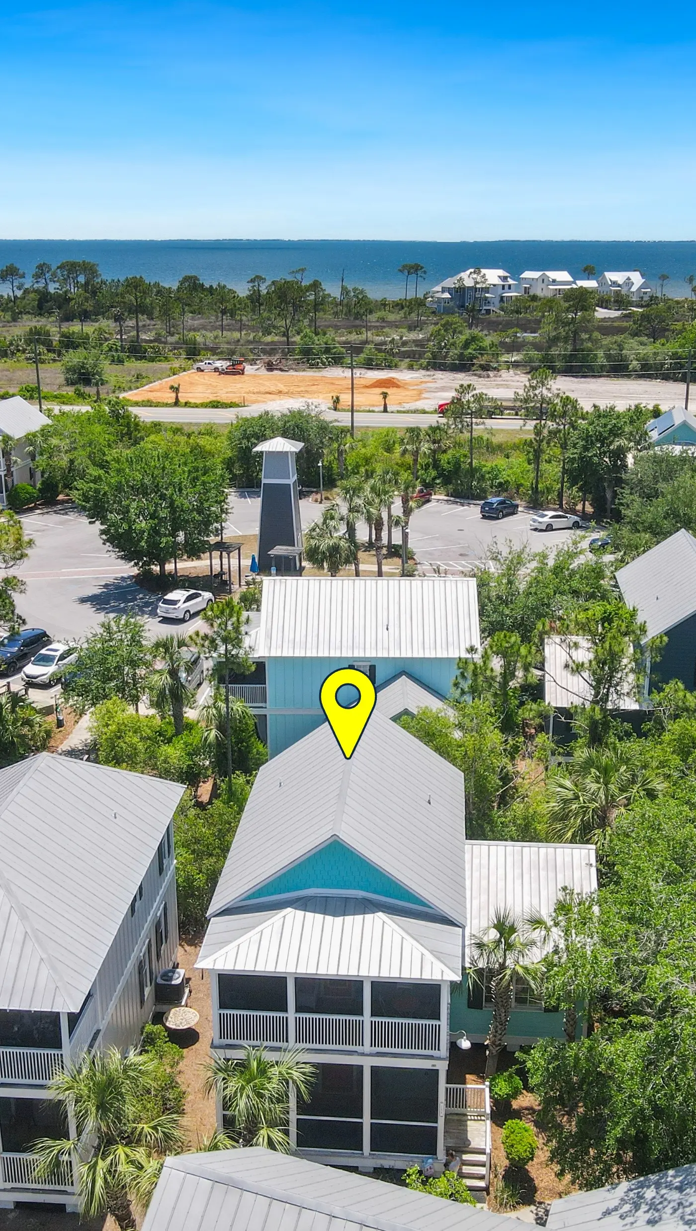 Coastal Home with Screened Porch & Shared Hot Tub - Snowbirds Welcome