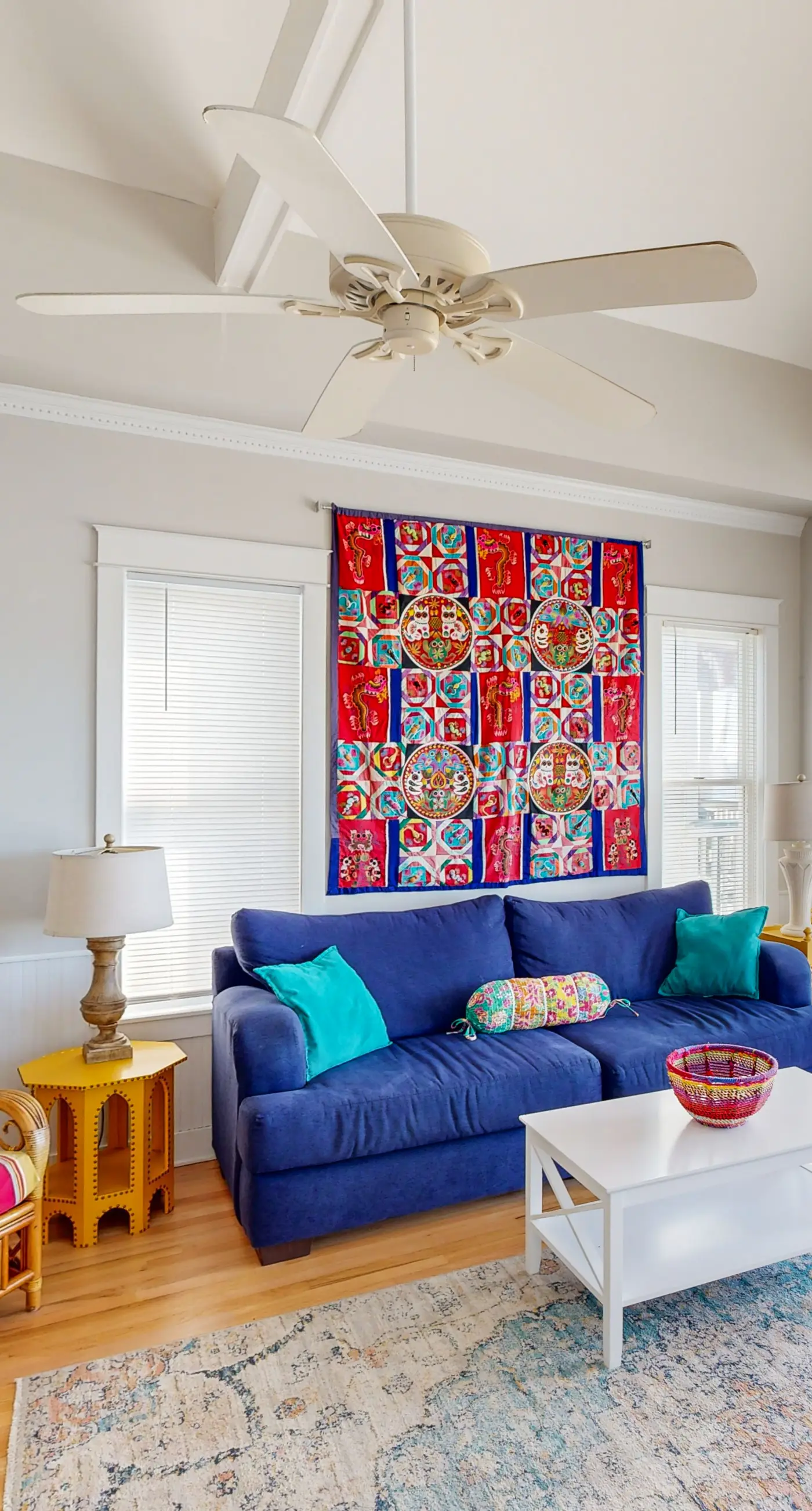 Beachfront home with expansive deck, screened porch, washer&dryer & central AC