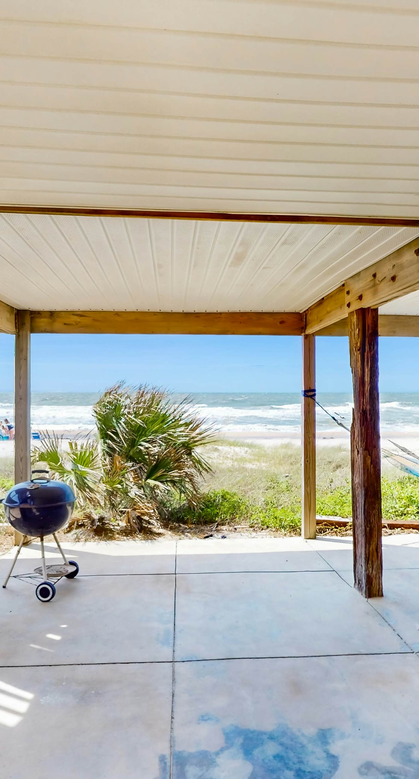 Dog-friendly with Gulf view, pool, balcony, deck, fireplace, central AC, & W&D