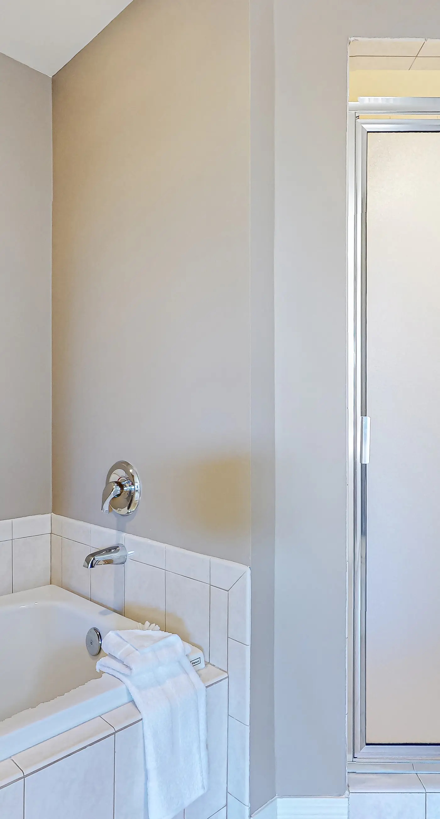 Destin West Gulfside 216 - Lovely waterfront condo with pool, hot tub, fitness area, & washer&dryer