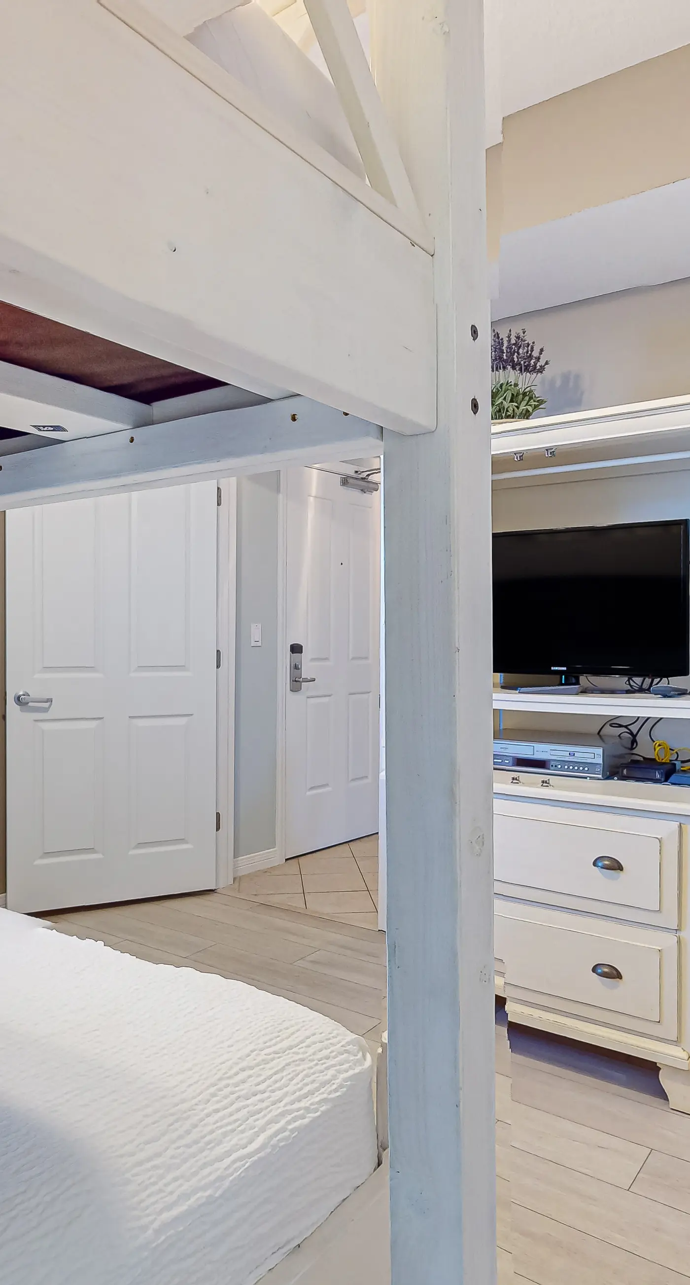 Destin West Gulfside 216 - Lovely waterfront condo with pool, hot tub, fitness area, & washer&dryer