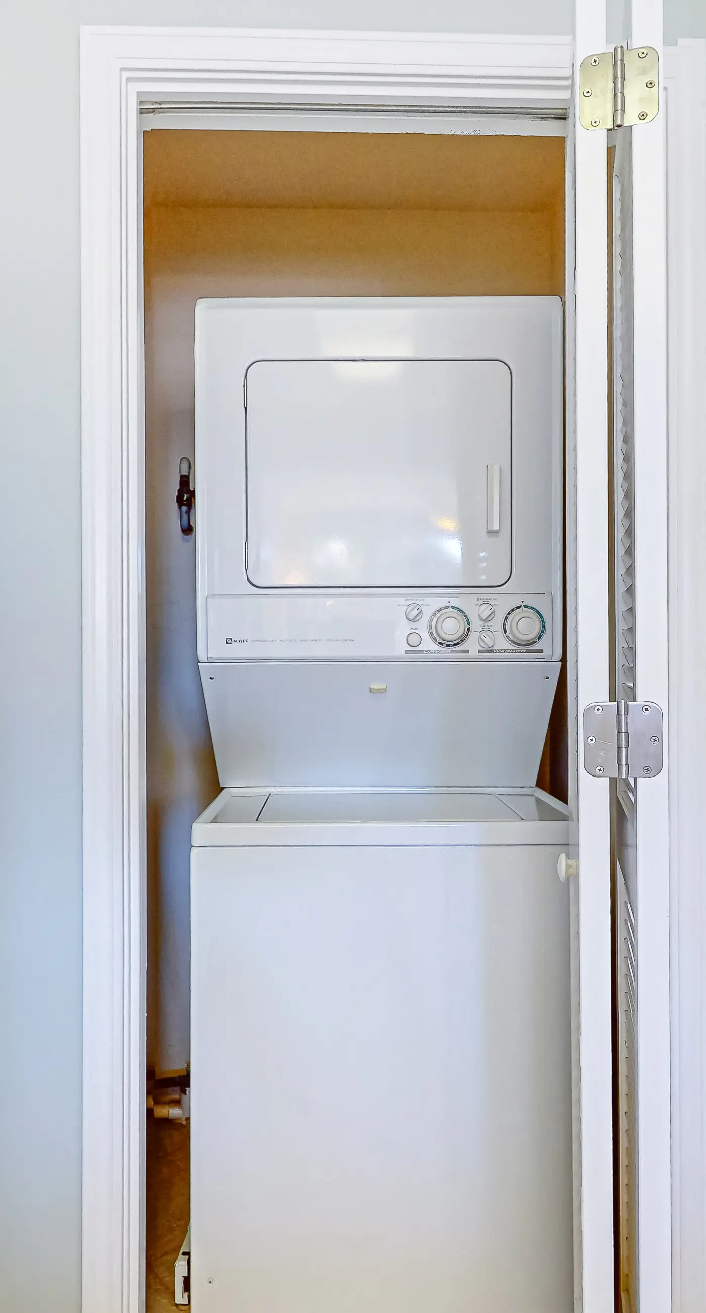 Destin West Gulfside 216 - Lovely waterfront condo with pool, hot tub, fitness area, & washer&dryer