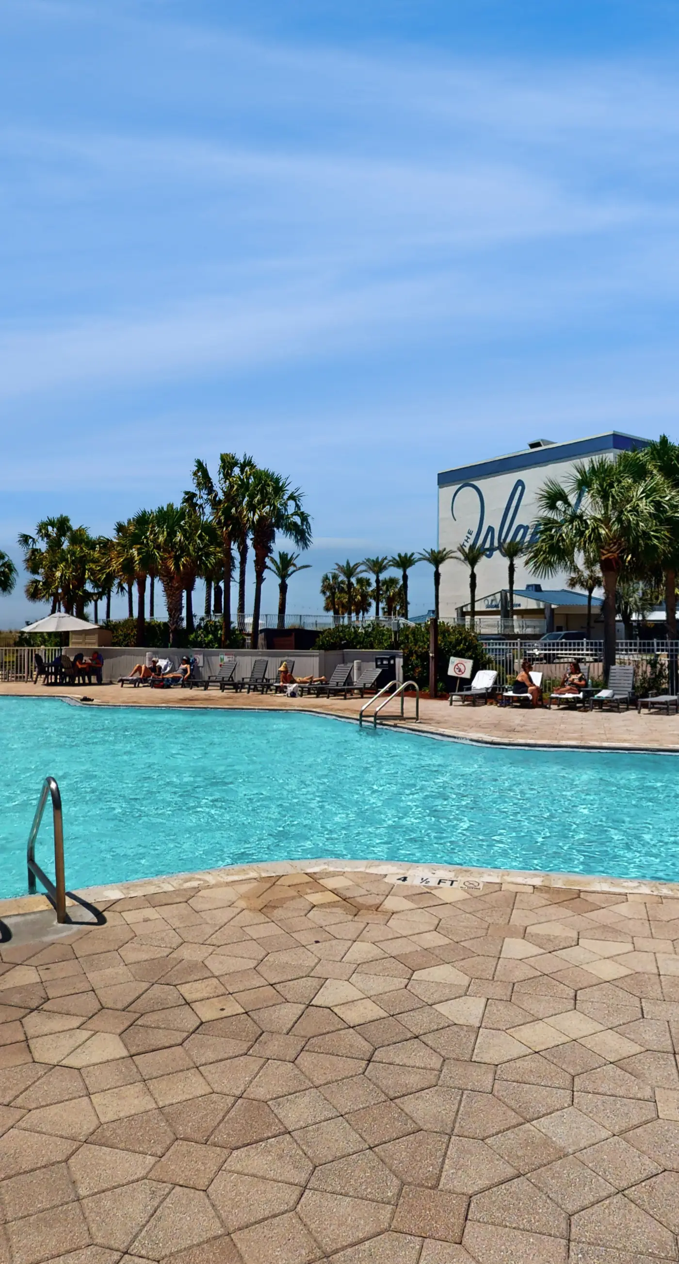 Destin West Gulfside 216 - Lovely waterfront condo with pool, hot tub, fitness area, & washer&dryer
