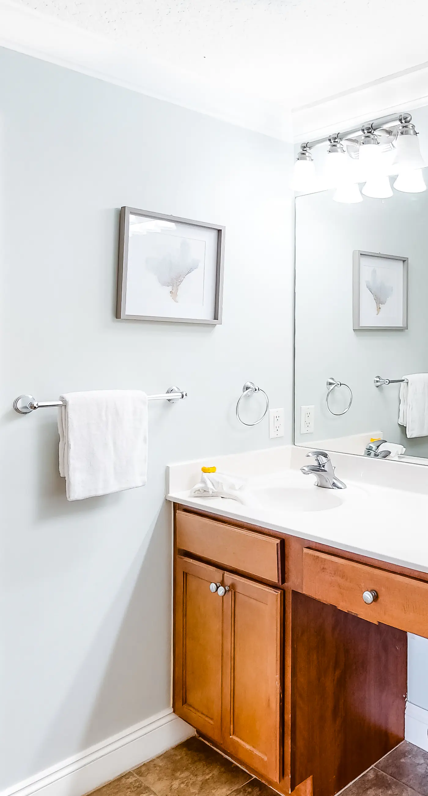 Destin West Gulfside PH03 - Condo with partial Gulf view, fitness center, pools, & beach access - near shops