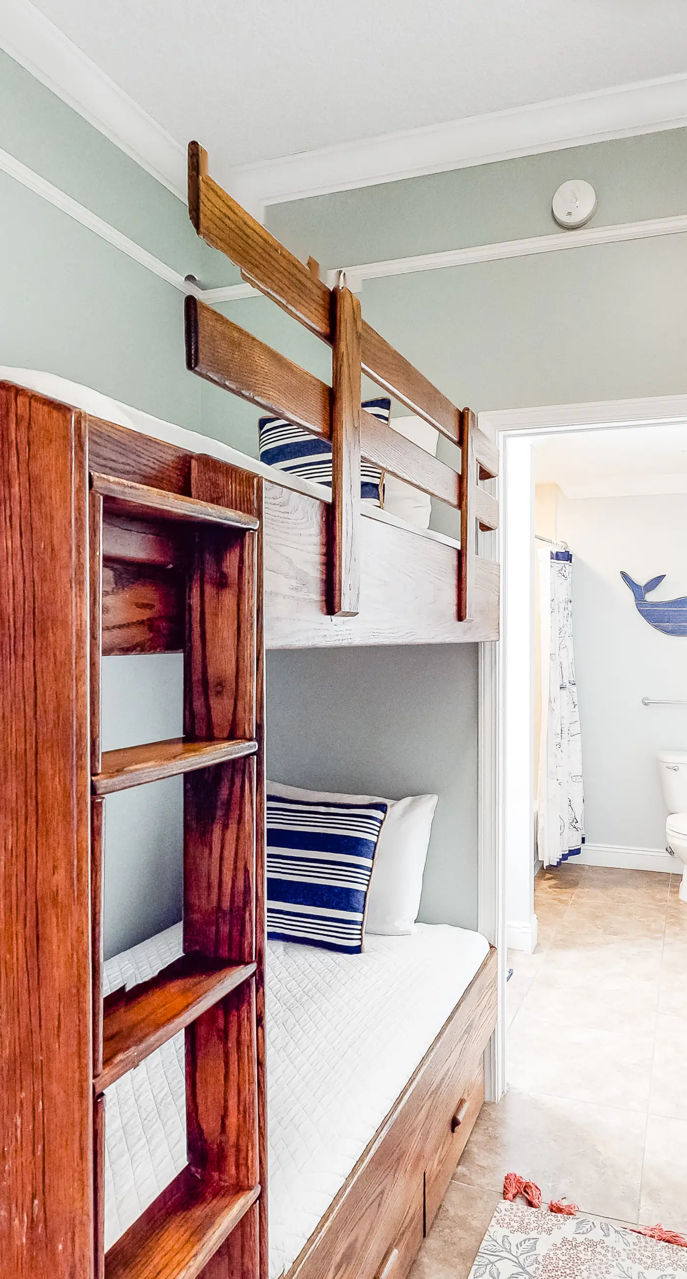 Destin West Gulfside PH03 - Condo with partial Gulf view, fitness center, pools, & beach access - near shops