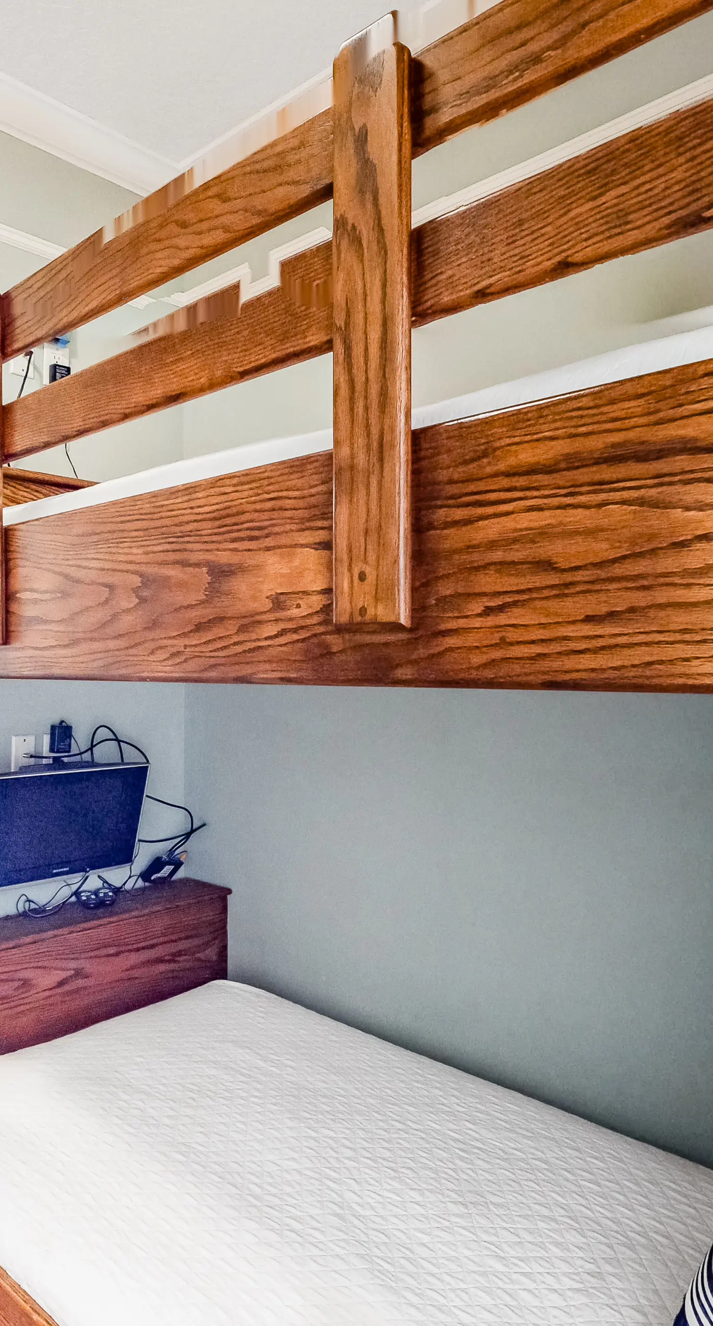 Destin West Gulfside PH03 - Condo with partial Gulf view, fitness center, pools, & beach access - near shops