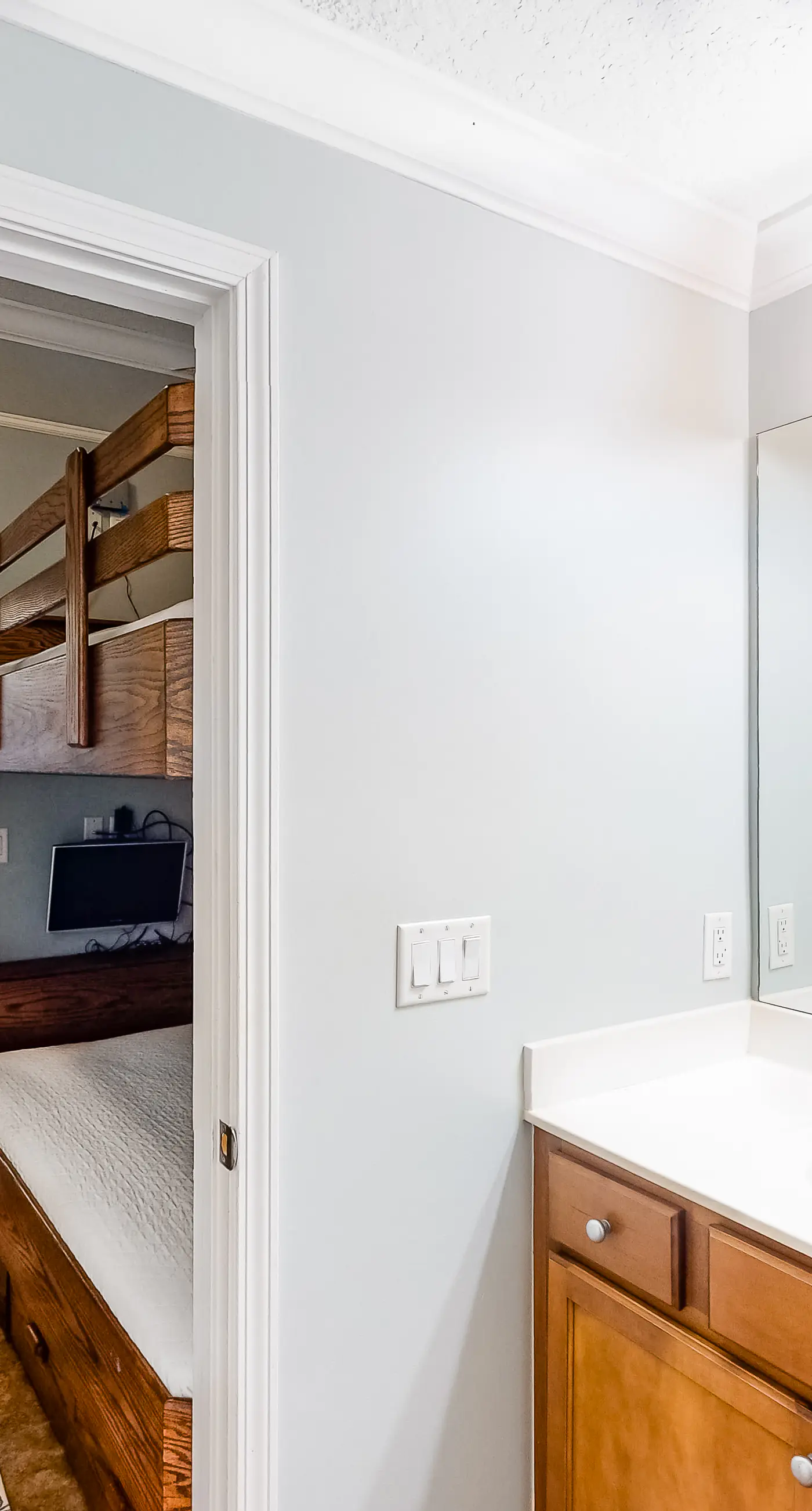 Destin West Gulfside PH03 - Condo with partial Gulf view, fitness center, pools, & beach access - near shops