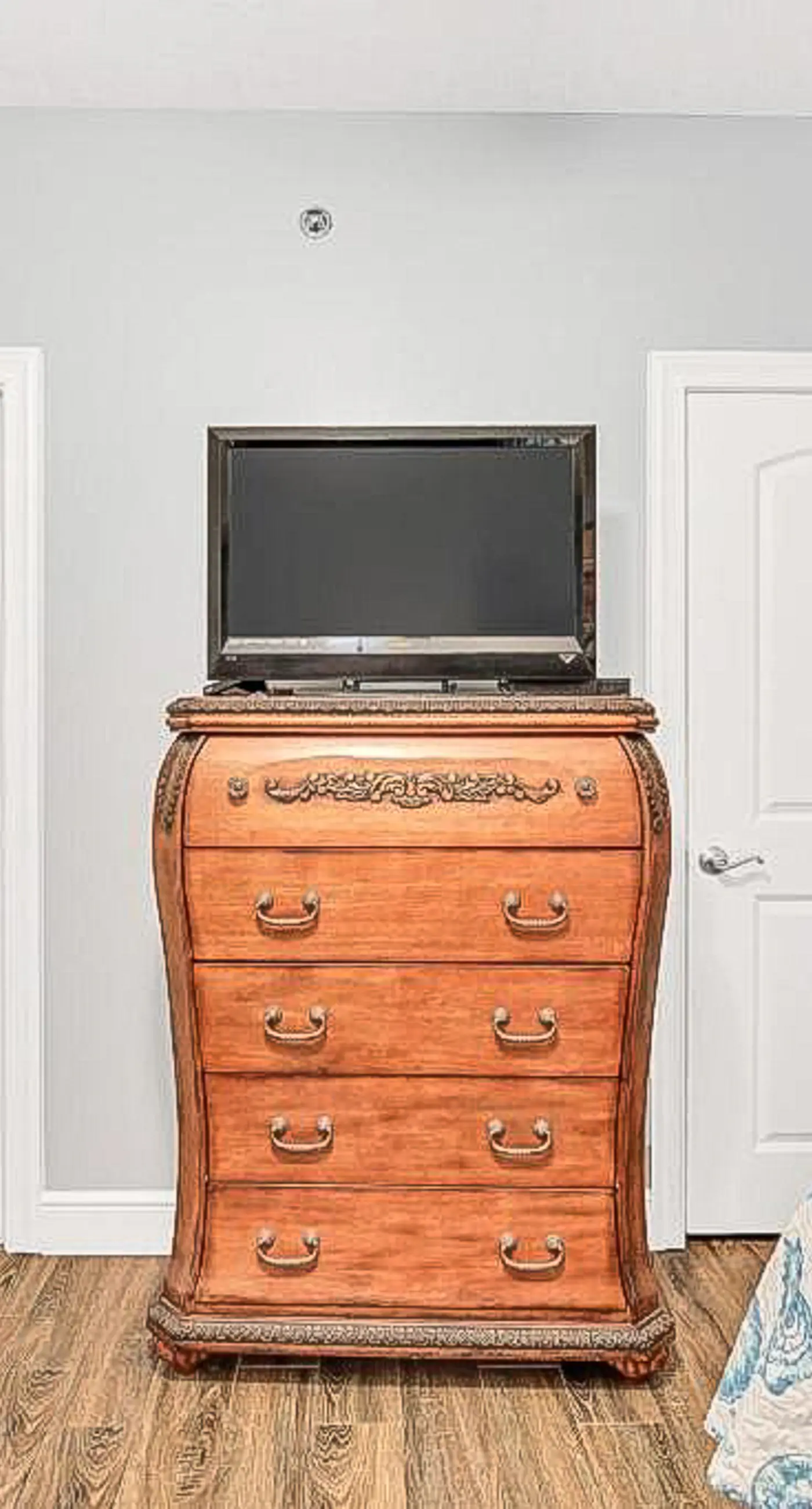 Luxury condo with on-site pools and a convenient central location