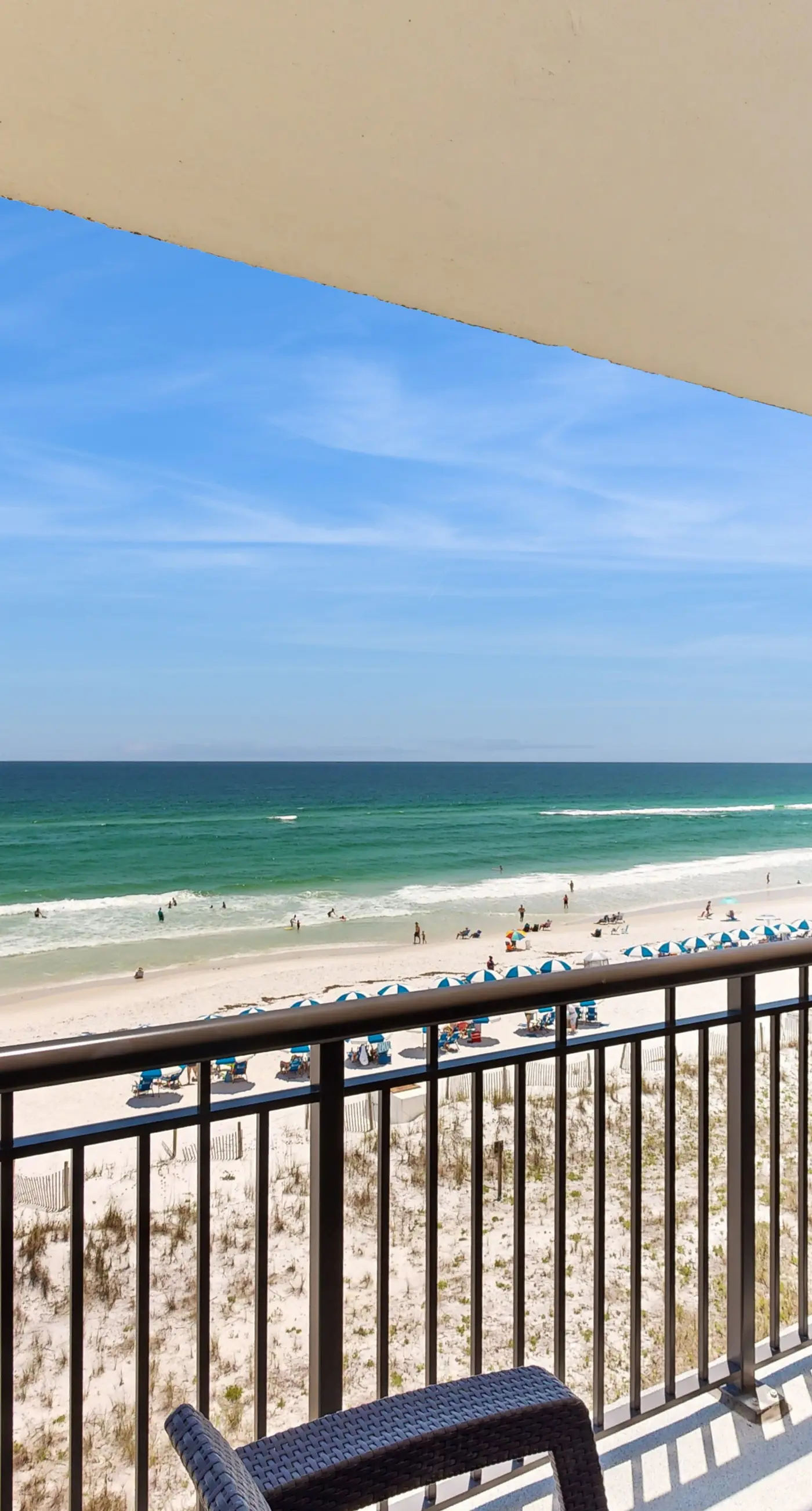 Sunlit Gulf-front condo with gorgeous water views, pool, balcony, & tennis court