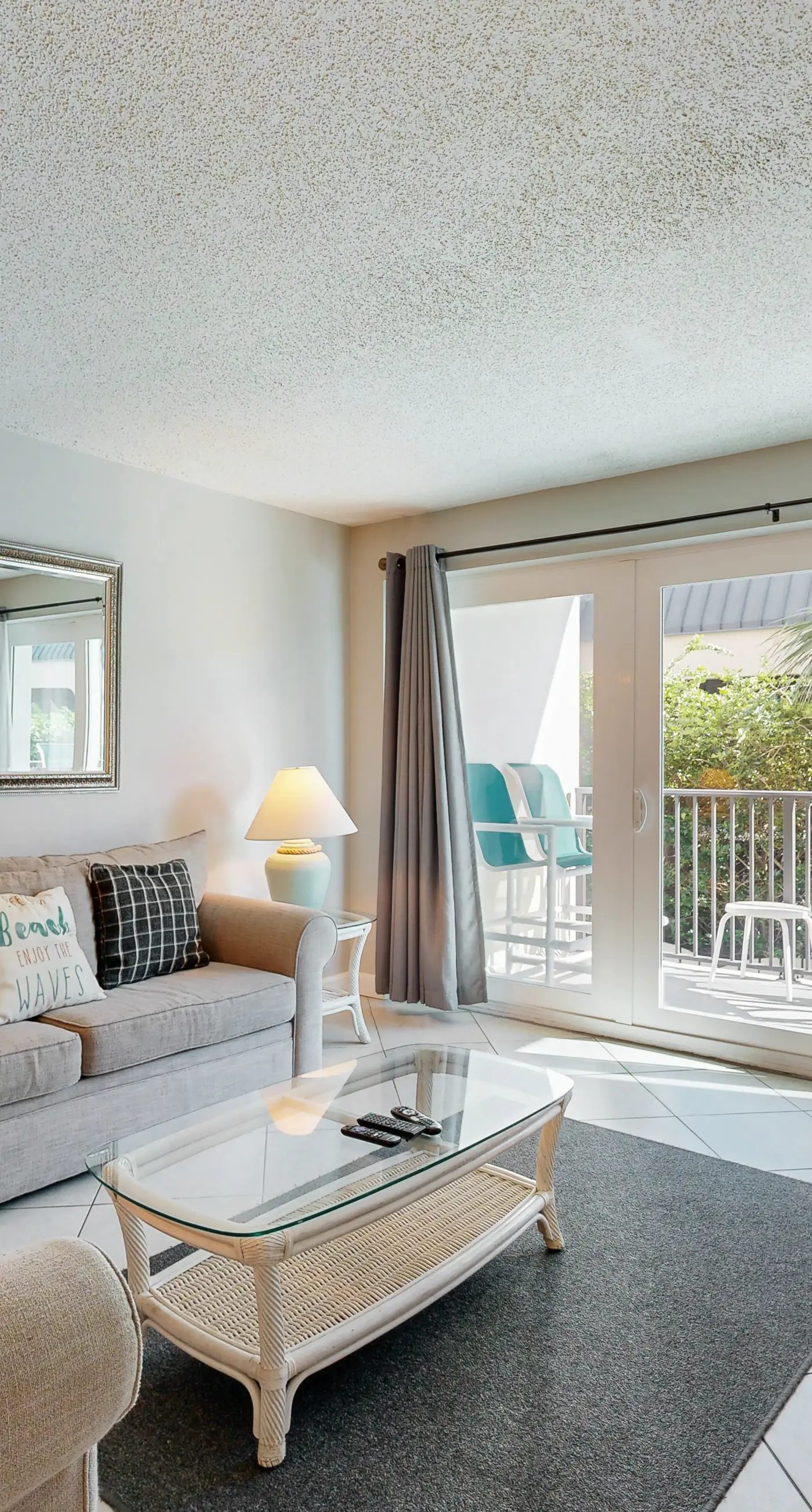 Sea Oats 208 - Gulf-front condo with WiFi & a washer/dryer plus pool, hot tub, & fitness room