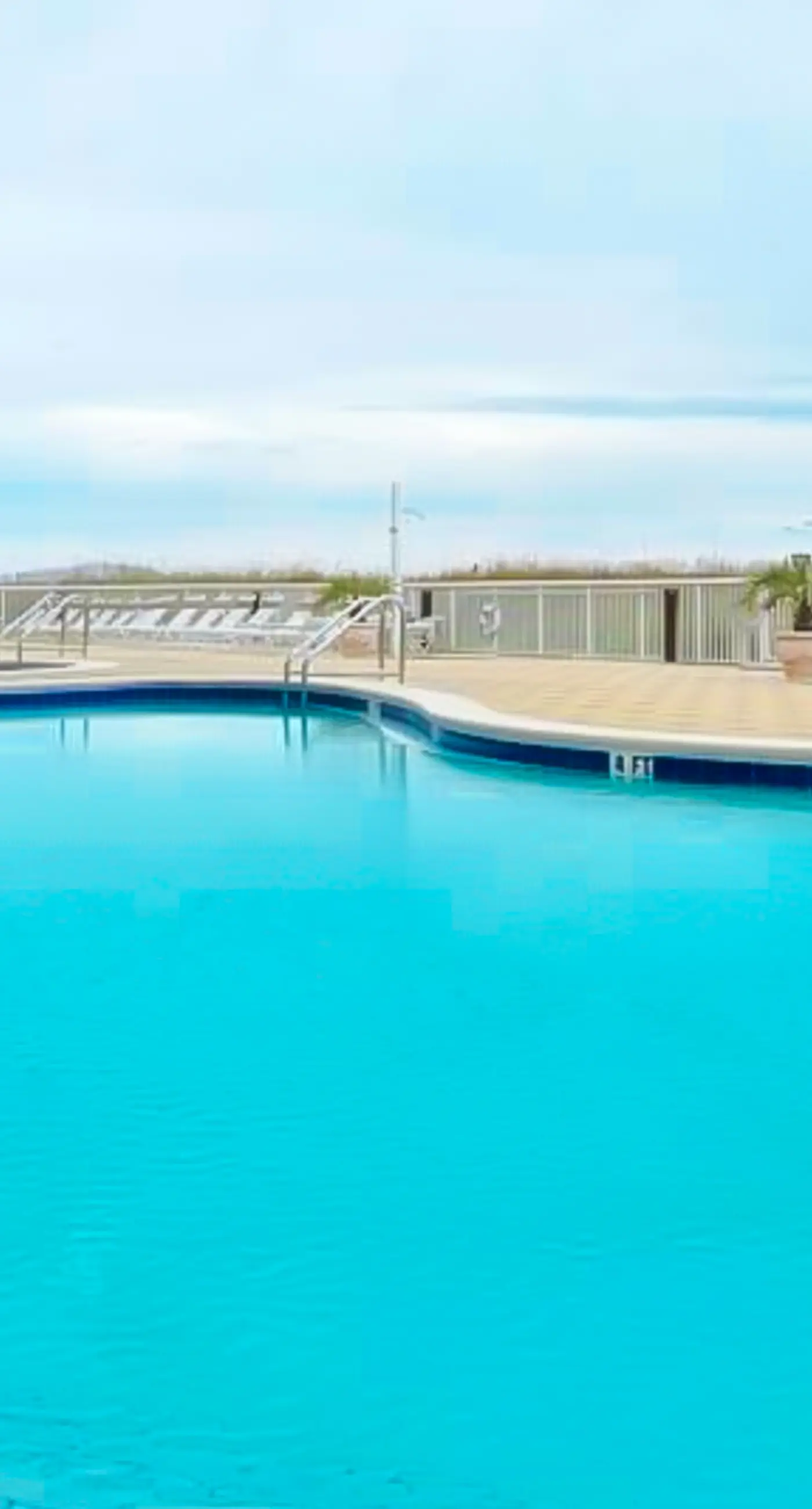 Sixth floor Summer Place condo w/ beach access, shared pool, and more