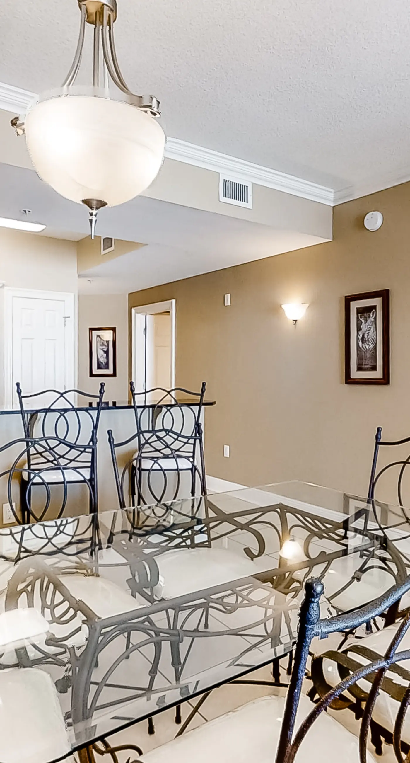 Sixth floor Summer Place condo w/ beach access, shared pool, and more