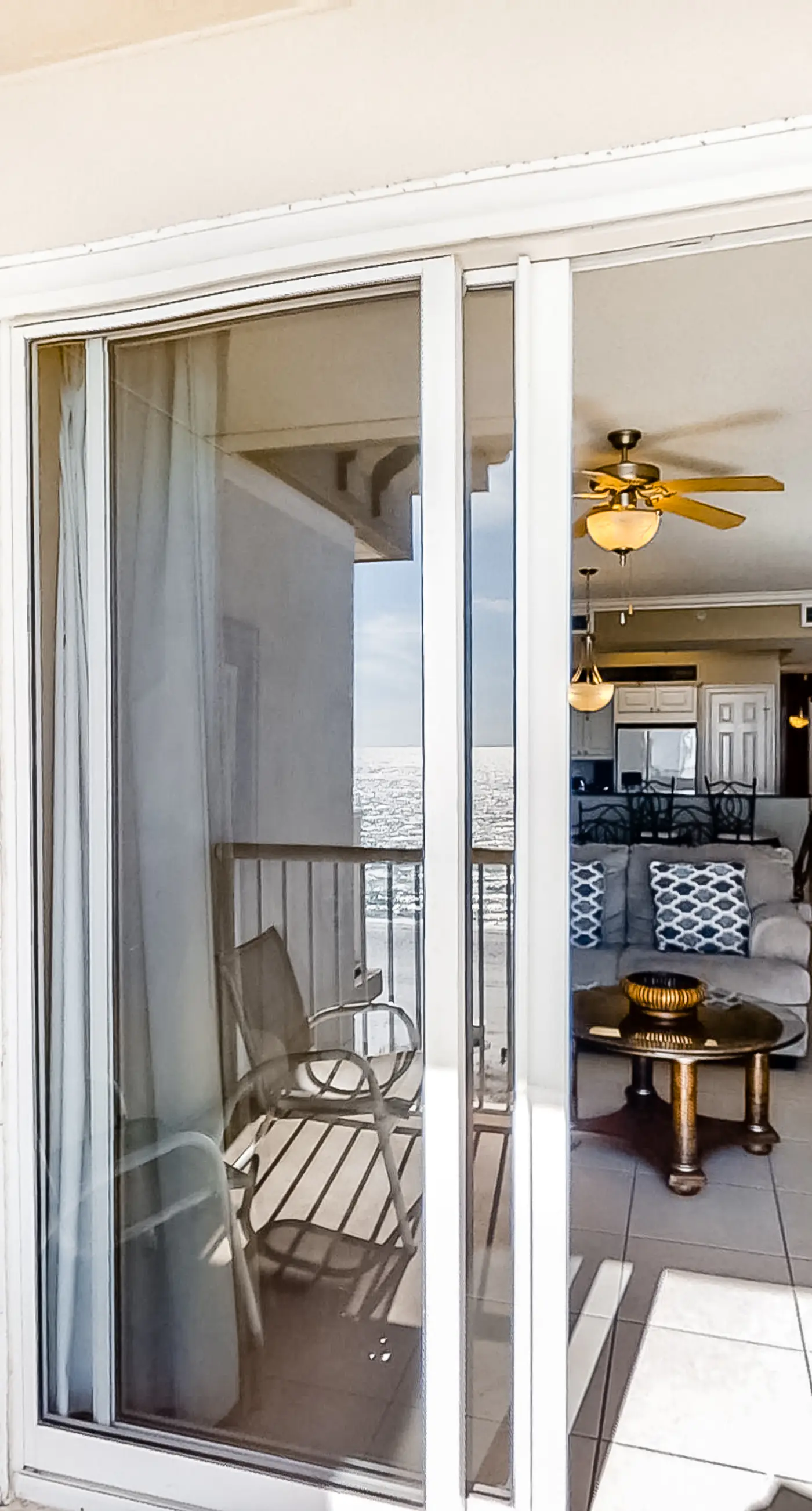 Sixth floor Summer Place condo w/ beach access, shared pool, and more