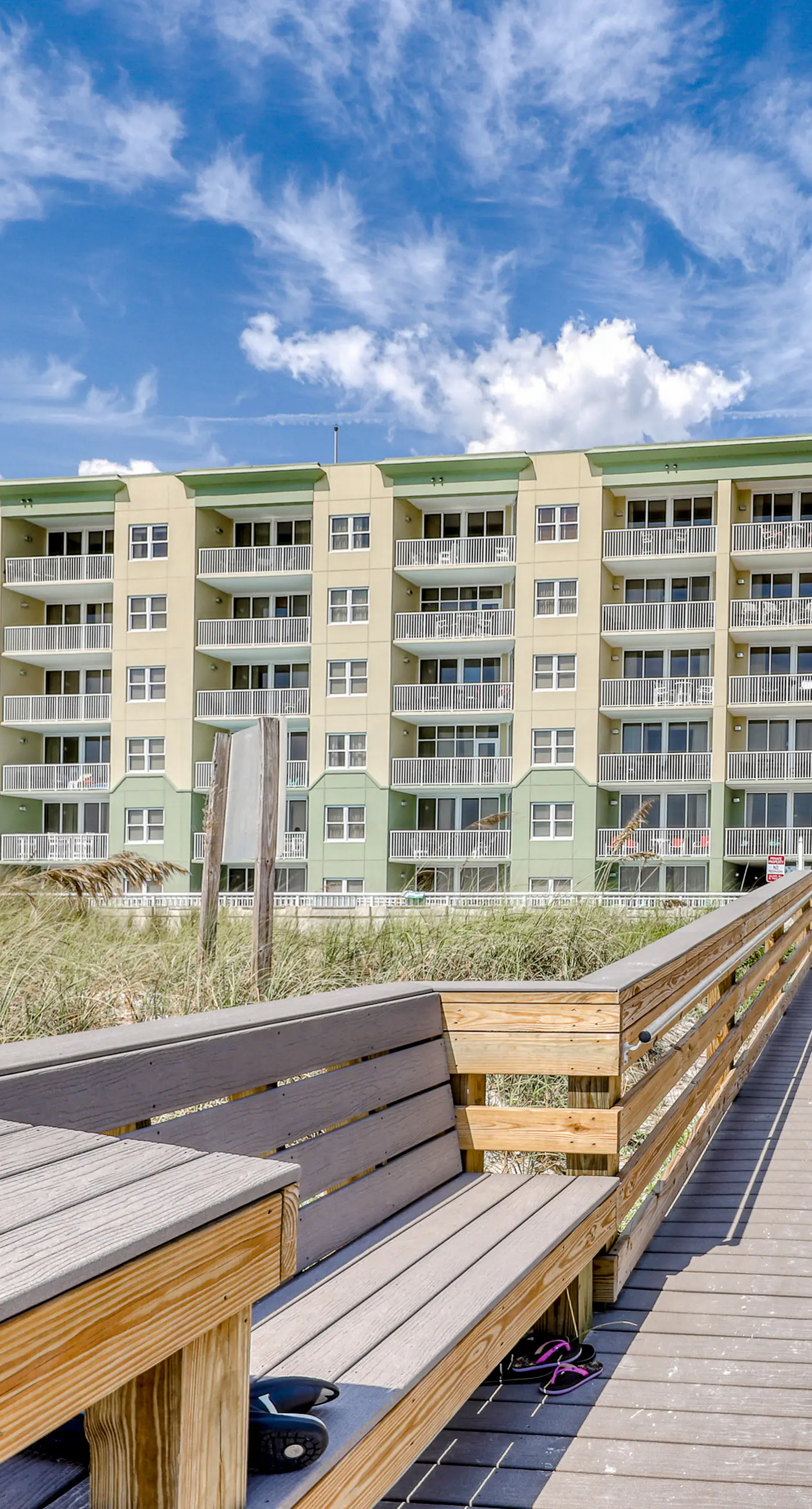 Picturesque Gulf-Front Condo Steps To Beach Gulfside Pool & Exercise Room