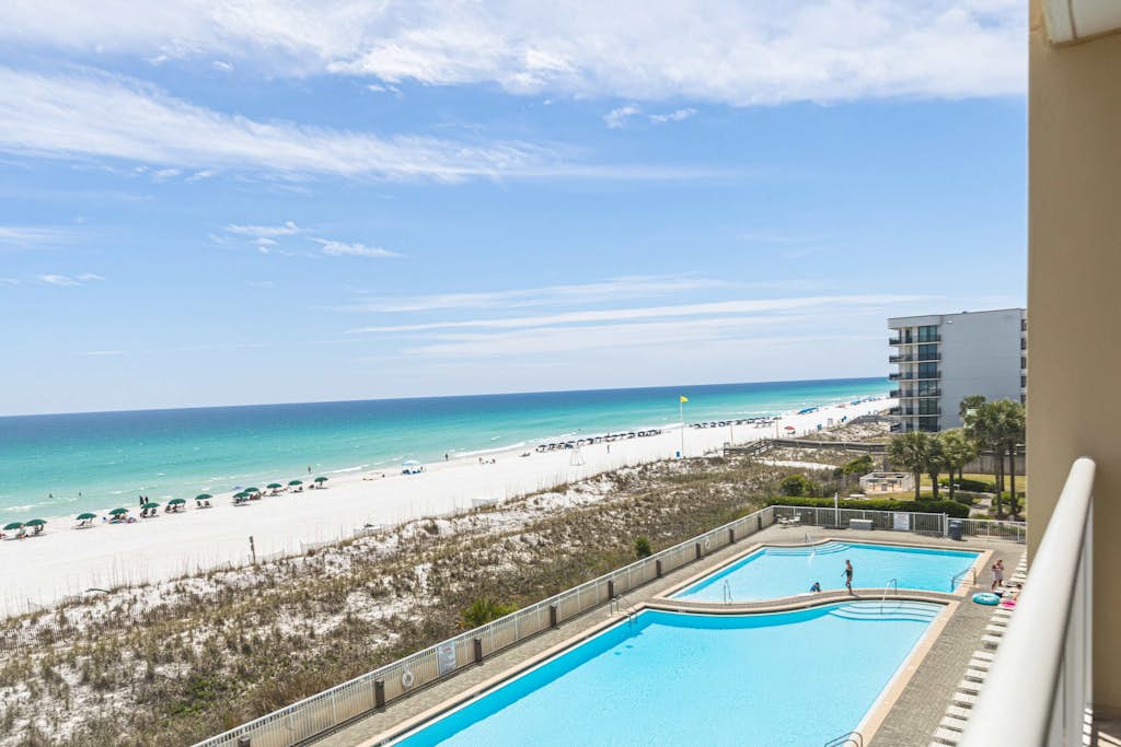 Waters Edge 414