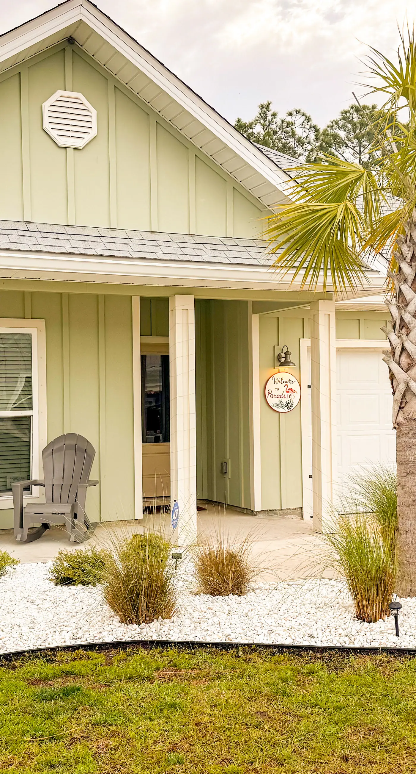 Heated community pool, themed kids room, dog friendly Beach, & Relaxing Massage