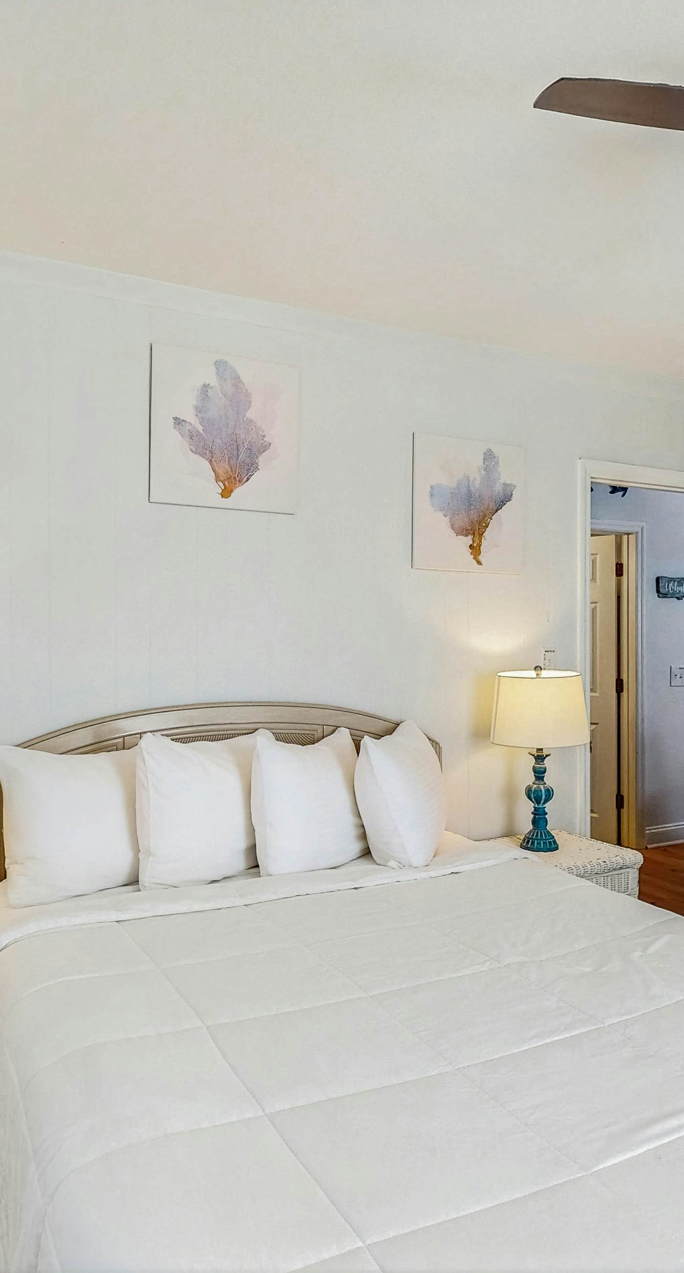 Dog-friendly Condo with a Shared Pool, Great Beach Vibes, & Stunning Views