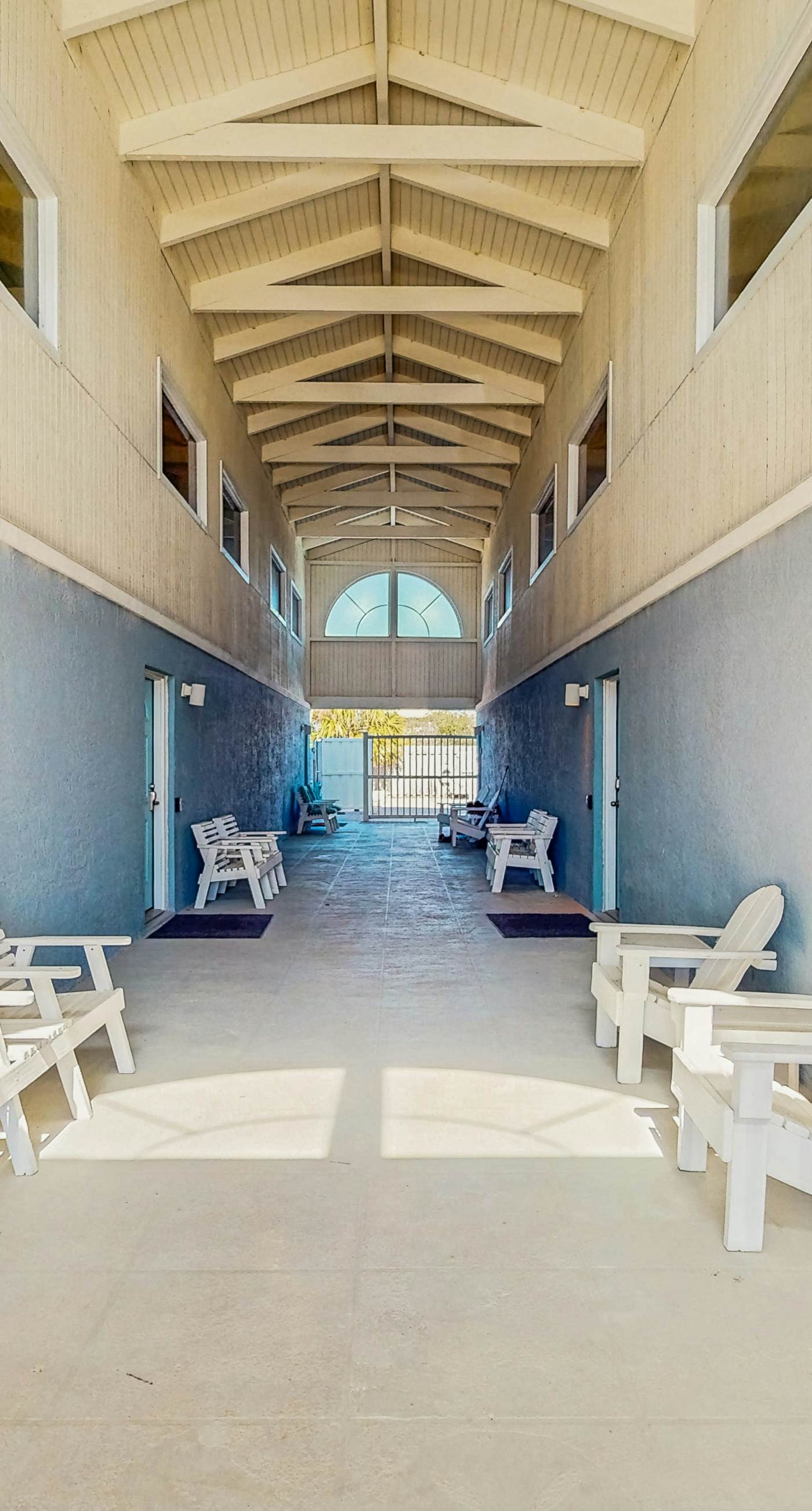 Dog-friendly Condo with a Shared Pool, Great Beach Vibes, & Stunning Views