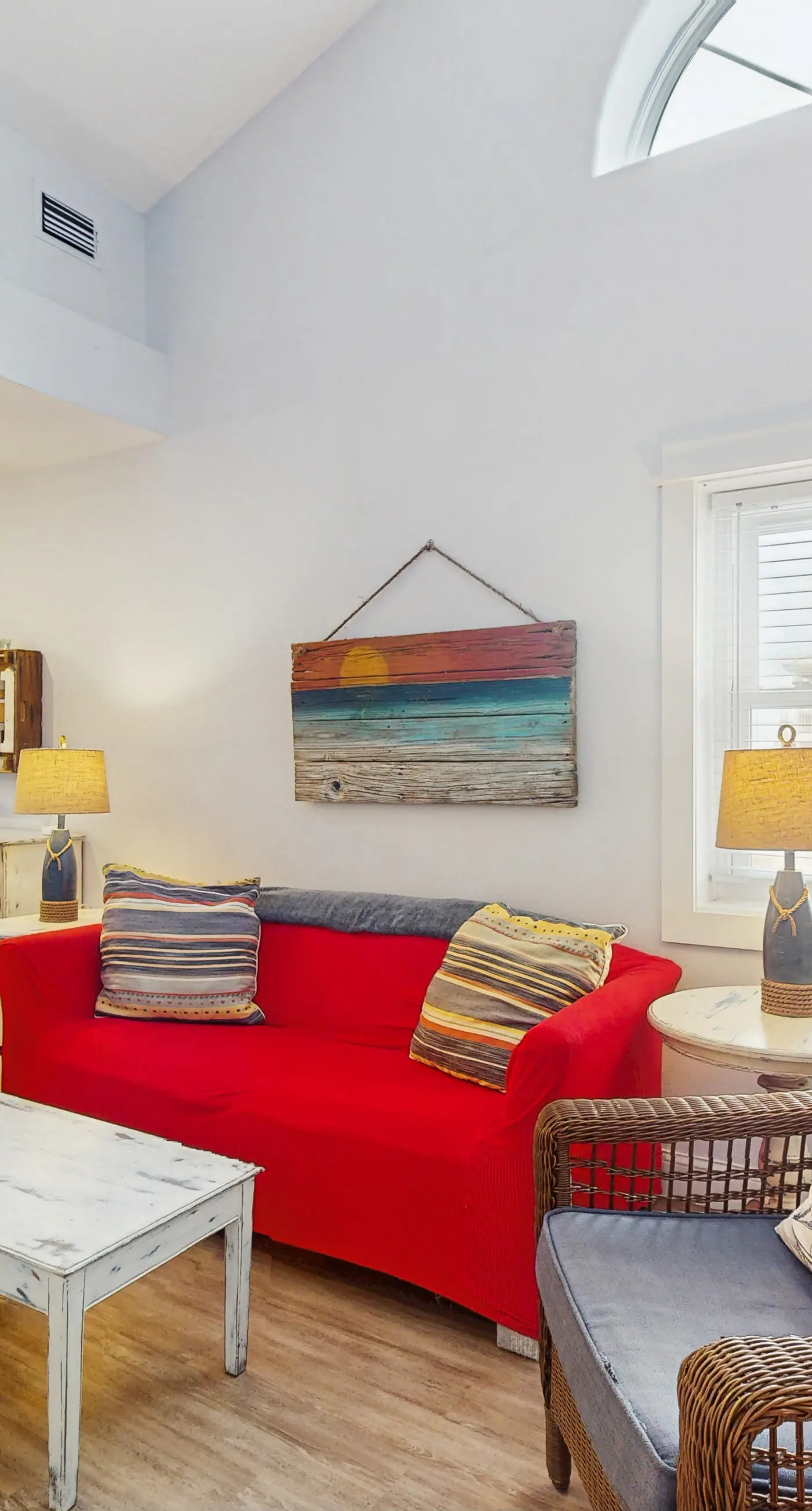 Cozy coastal condo with shared pool, washer/dryer,and beach access