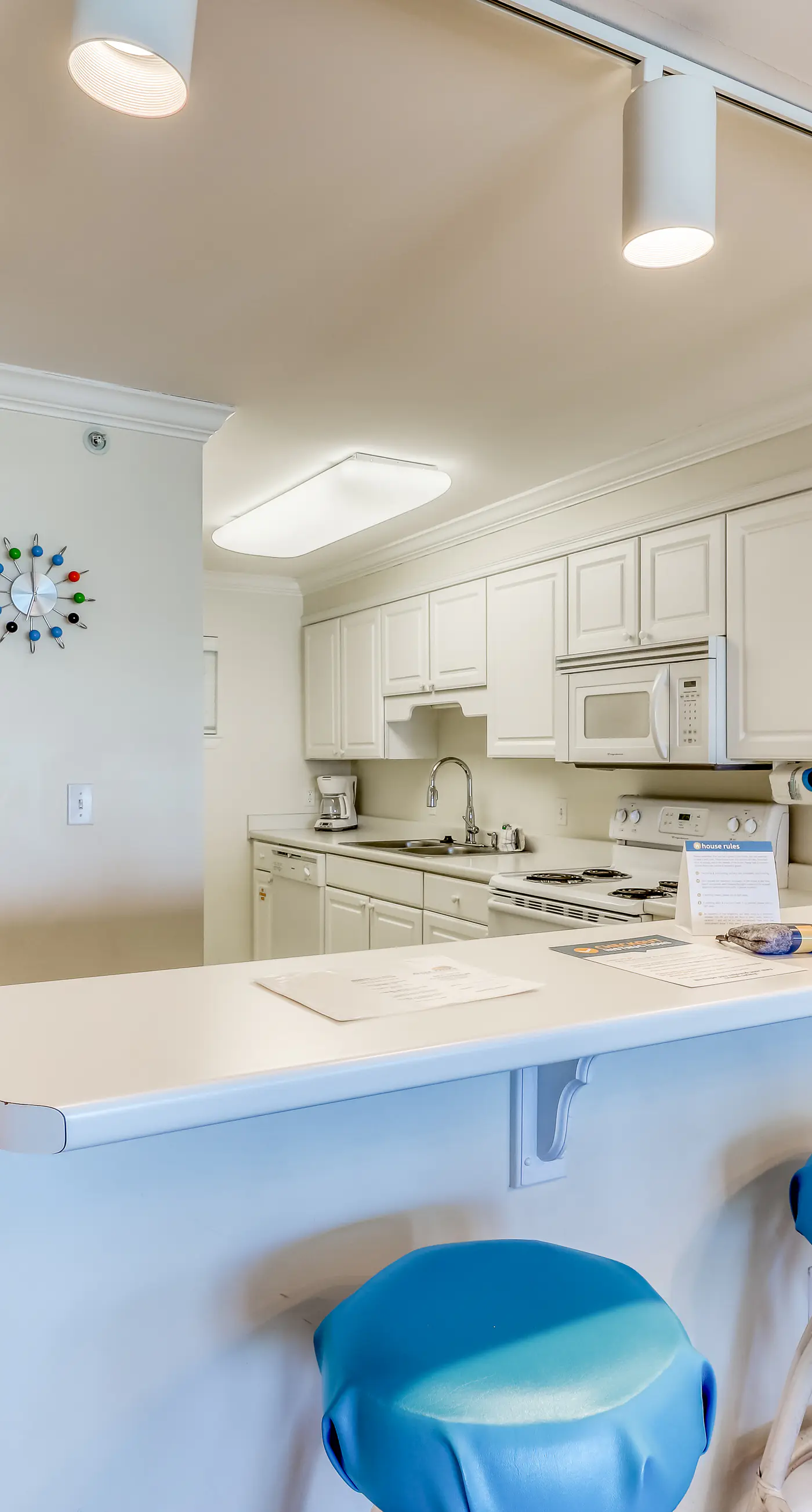 Sea Oats 104 - Gorgeous, Gulf-front condo with beach access, hot tub, outdoor pool, tennis