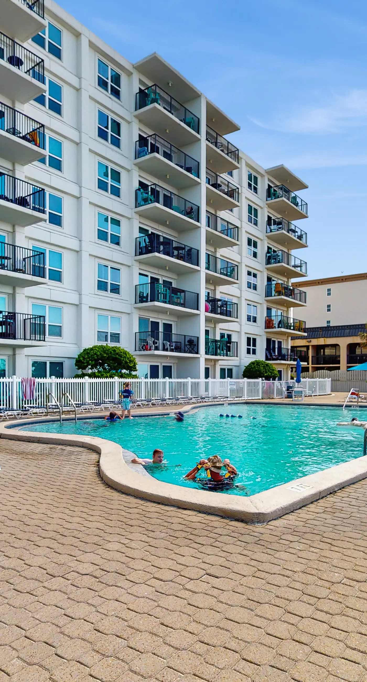 Sea Oats 403 - Gorgeous beachfront condo, shared pool and beach access