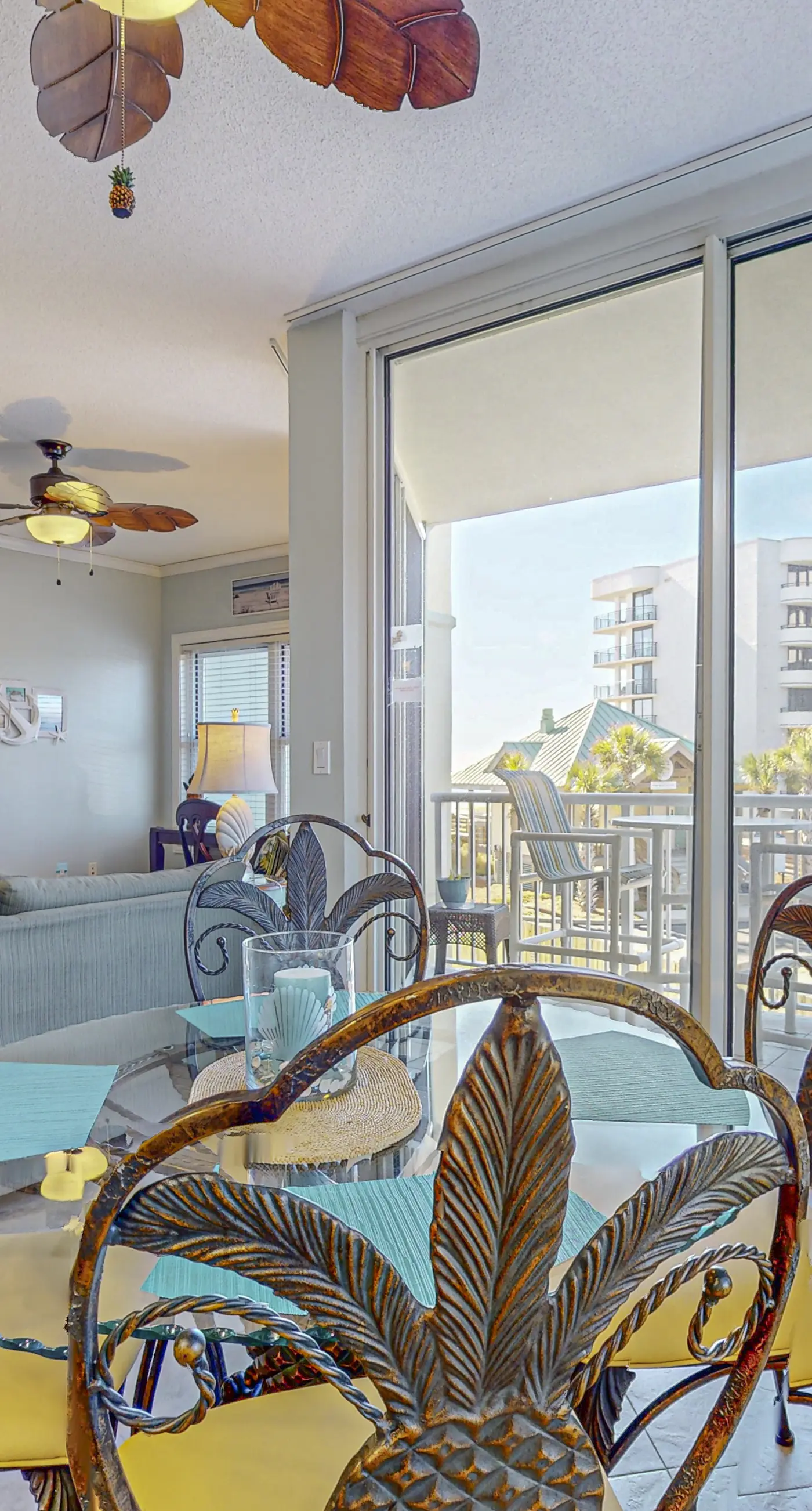 Waters Edge 201-Spacious 2nd floor condo on Okaloosa Island with Gulf-front pool, Beach service, & Gym