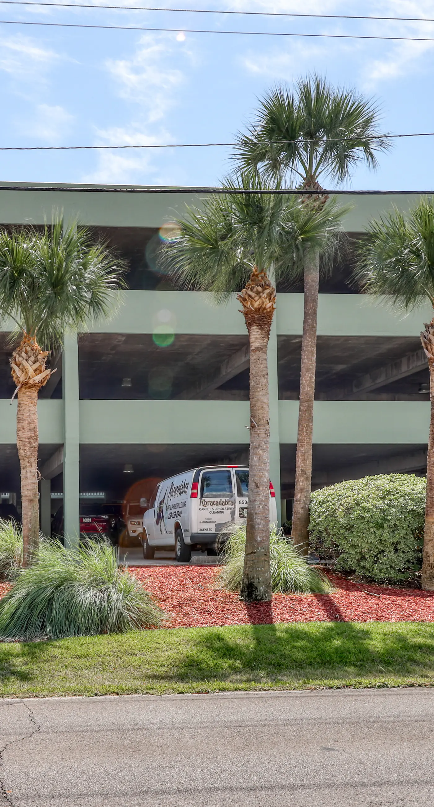 Waters Edge 201-Spacious 2nd floor condo on Okaloosa Island with Gulf-front pool, Beach service, & Gym