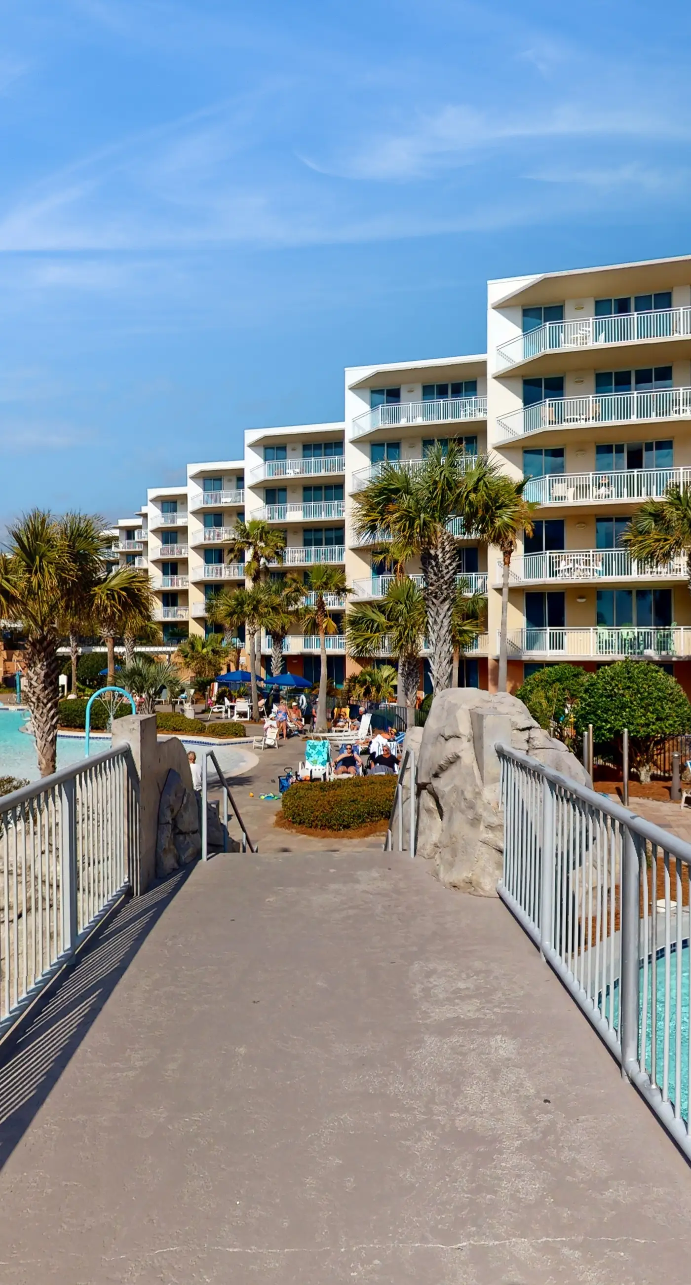Sixth-floor condo with partial Gulf views, pools, hot tub, private beach