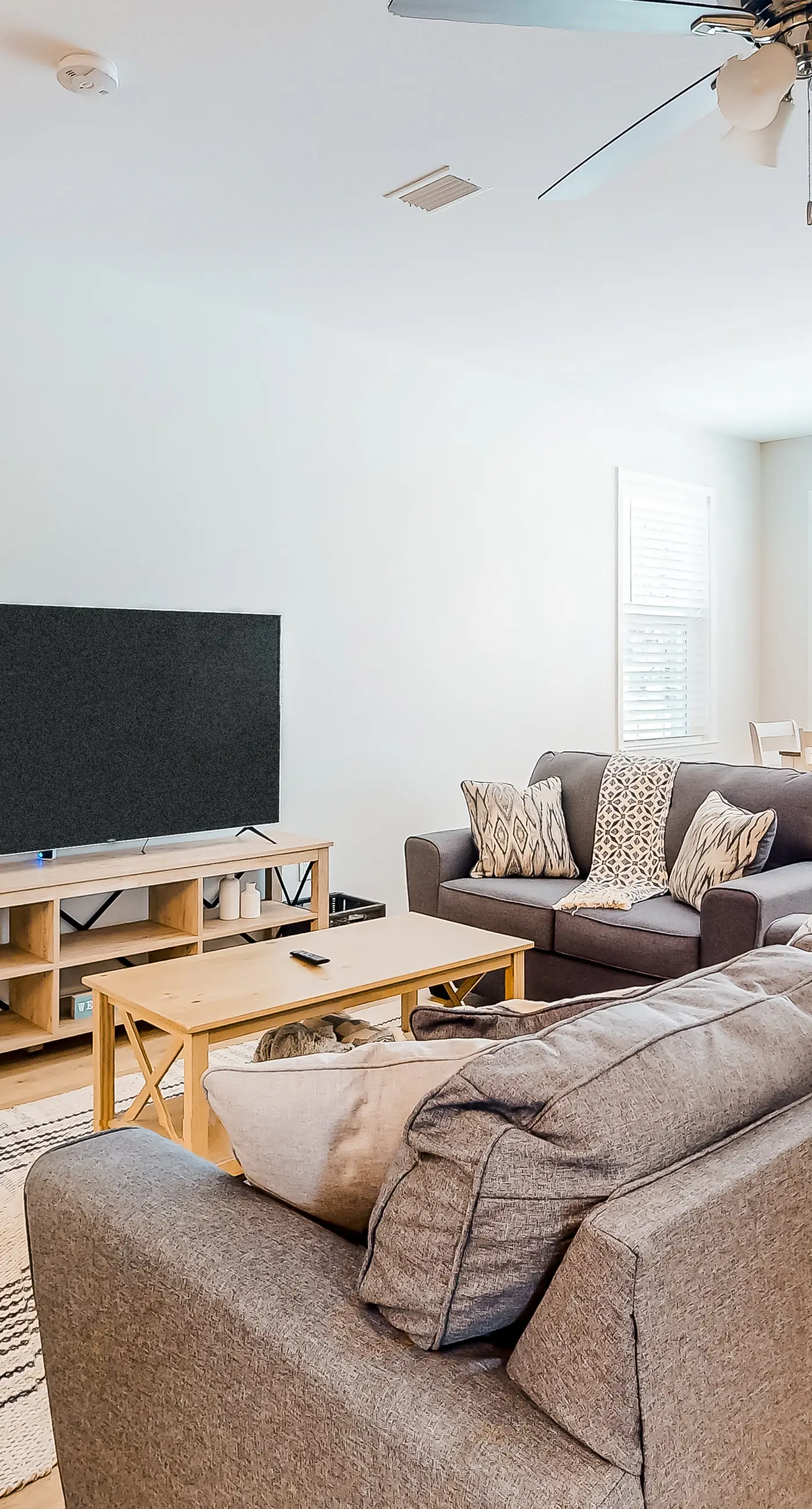 Dog-friendly coastal abode with a grill, central AC, updated interior & patio