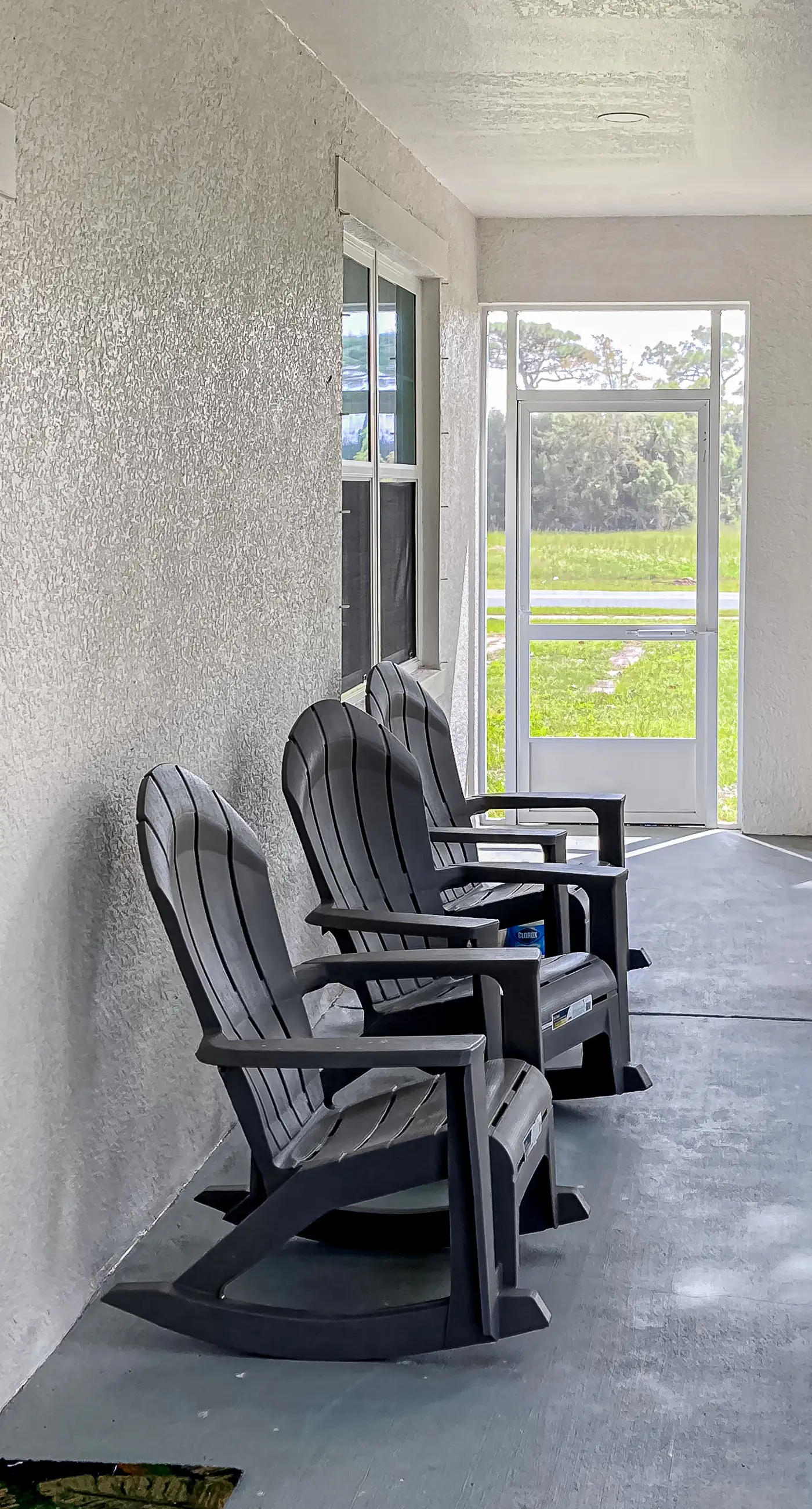 Dog-friendly coastal abode with a grill, central AC, updated interior & patio