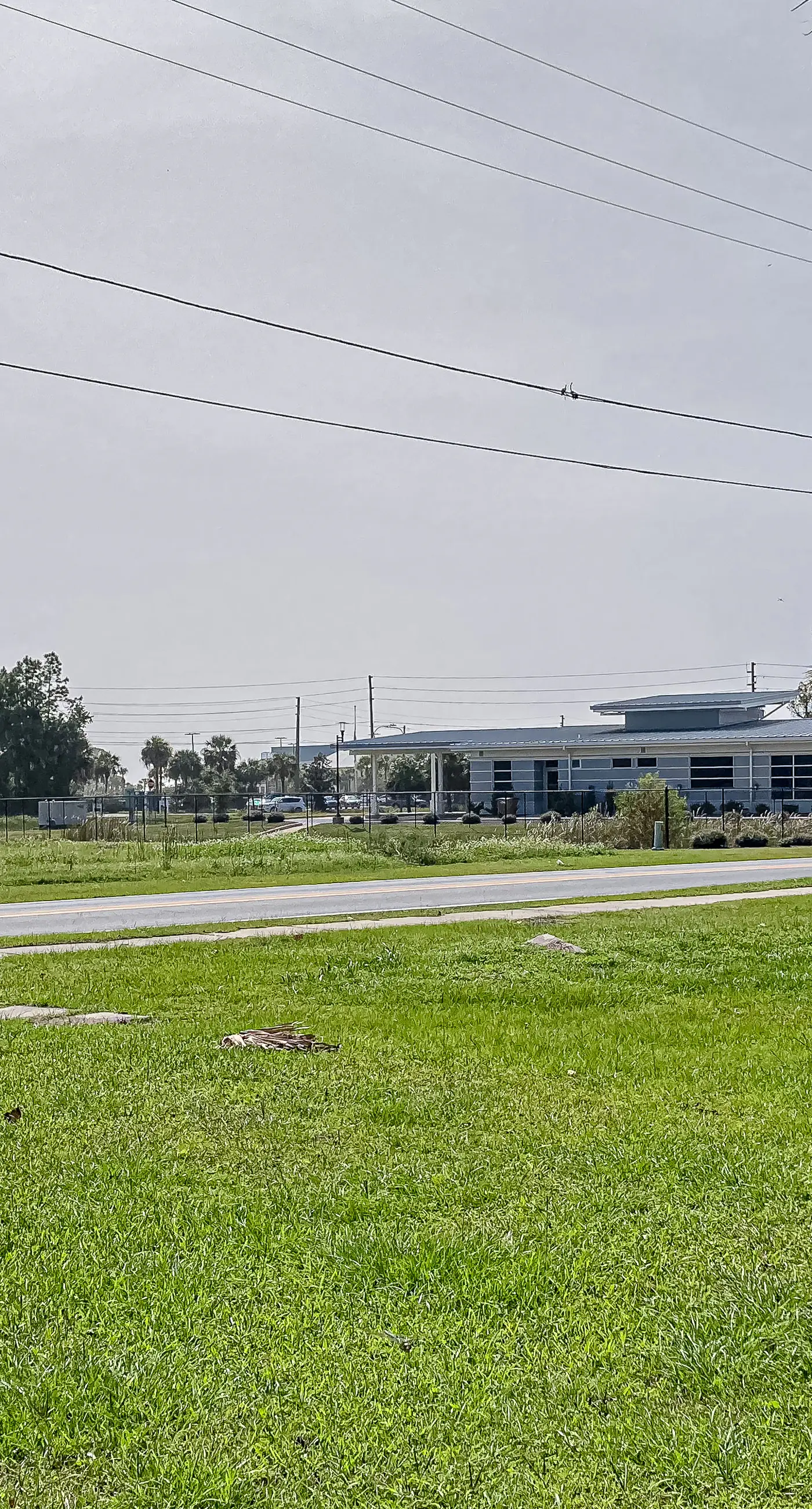 Dog-friendly coastal abode with a grill, central AC, updated interior & patio