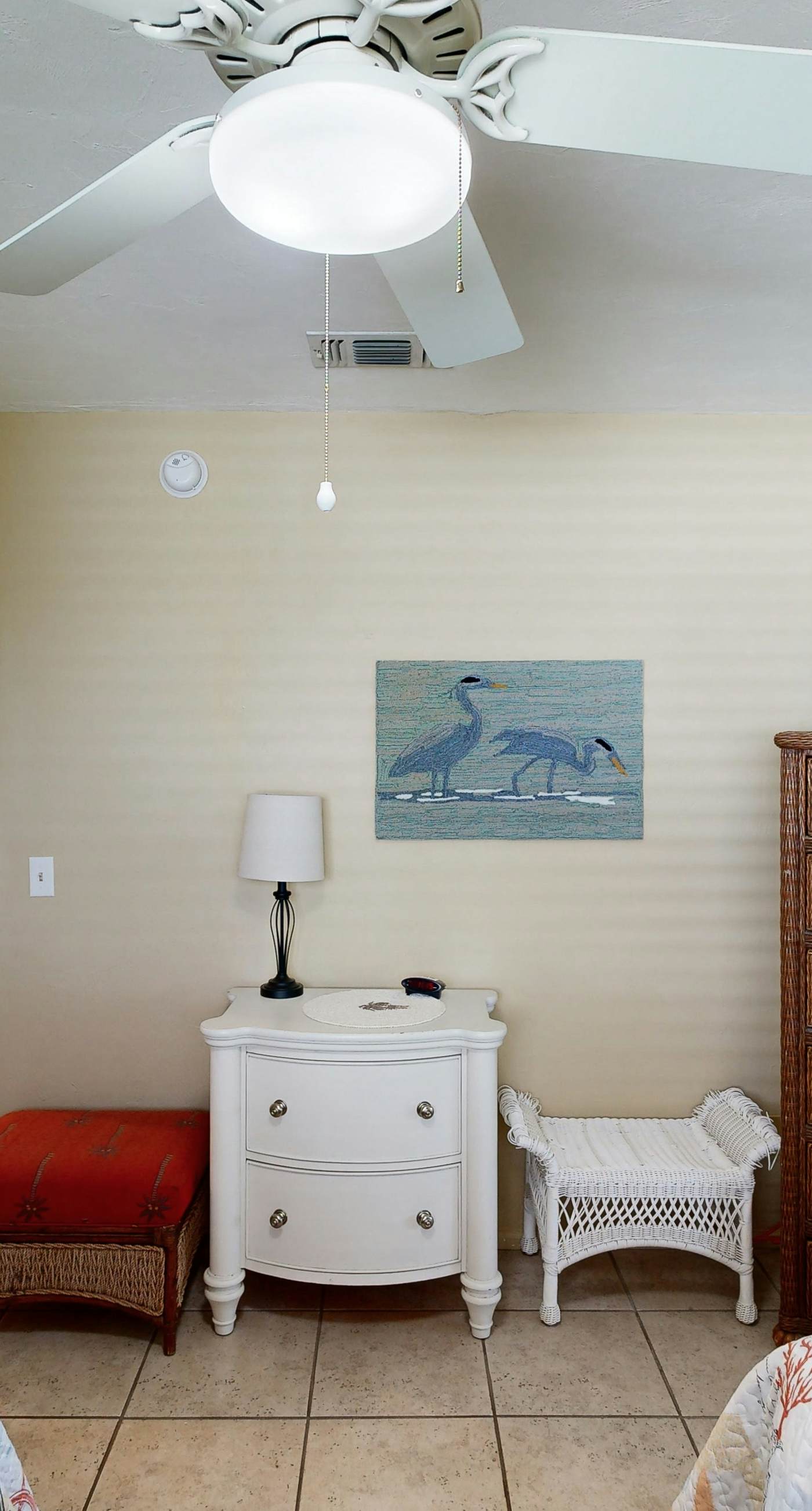 Gorgeous coastal home with shared pool and easy beach access